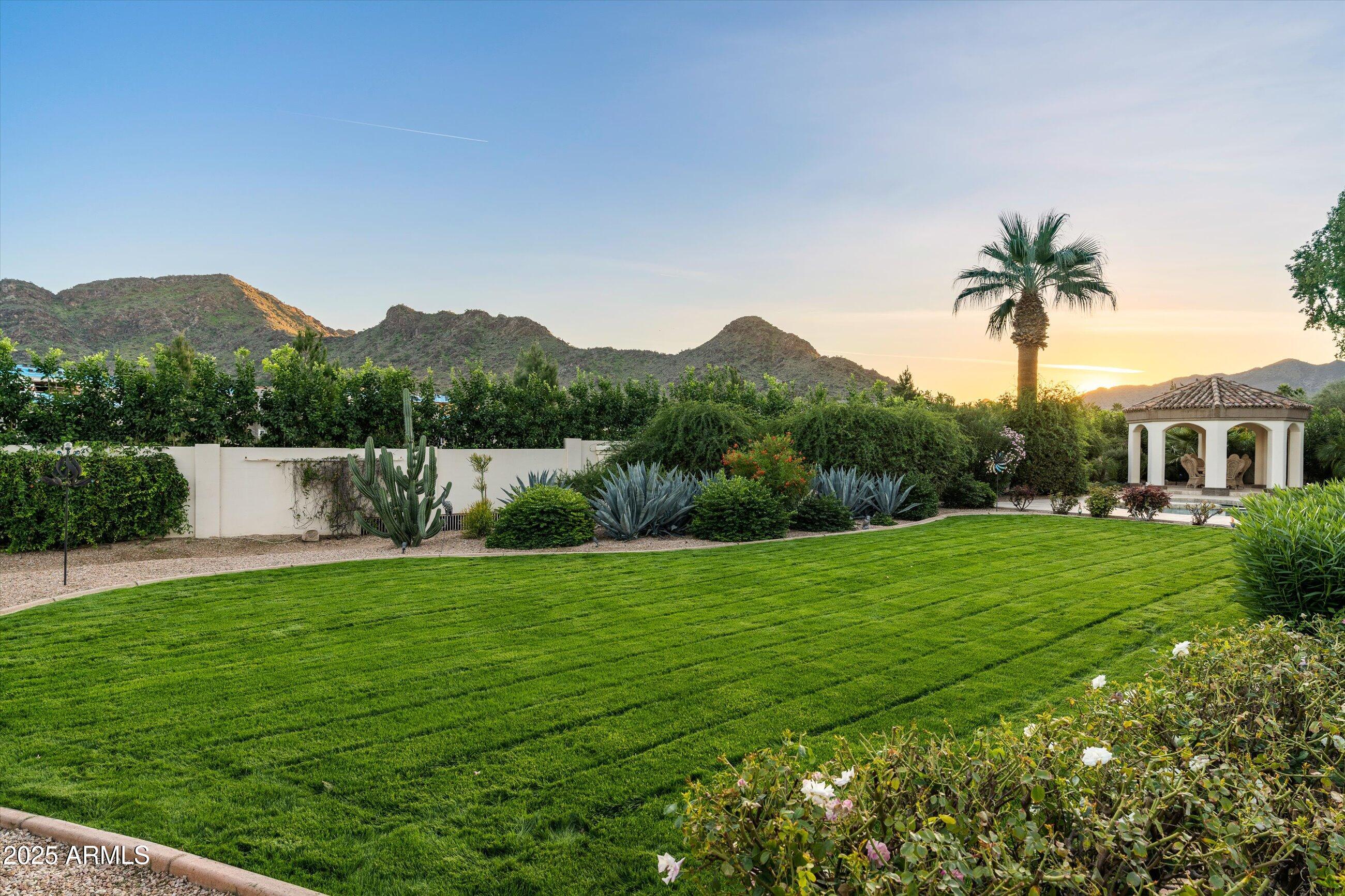 PARADISE - Residential
