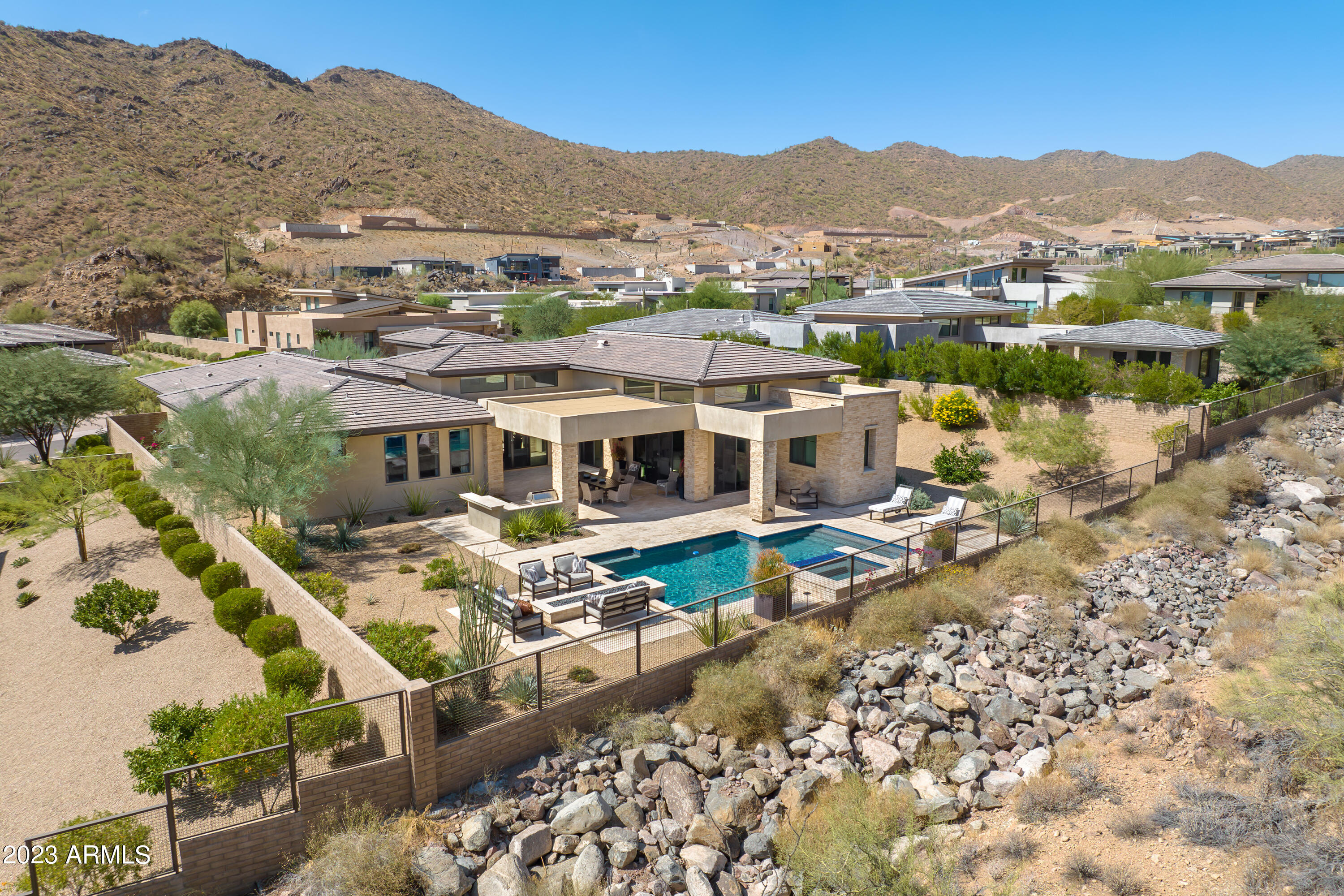 Adero Canyon - Residential