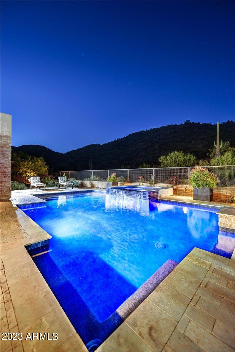 Adero Canyon - Residential