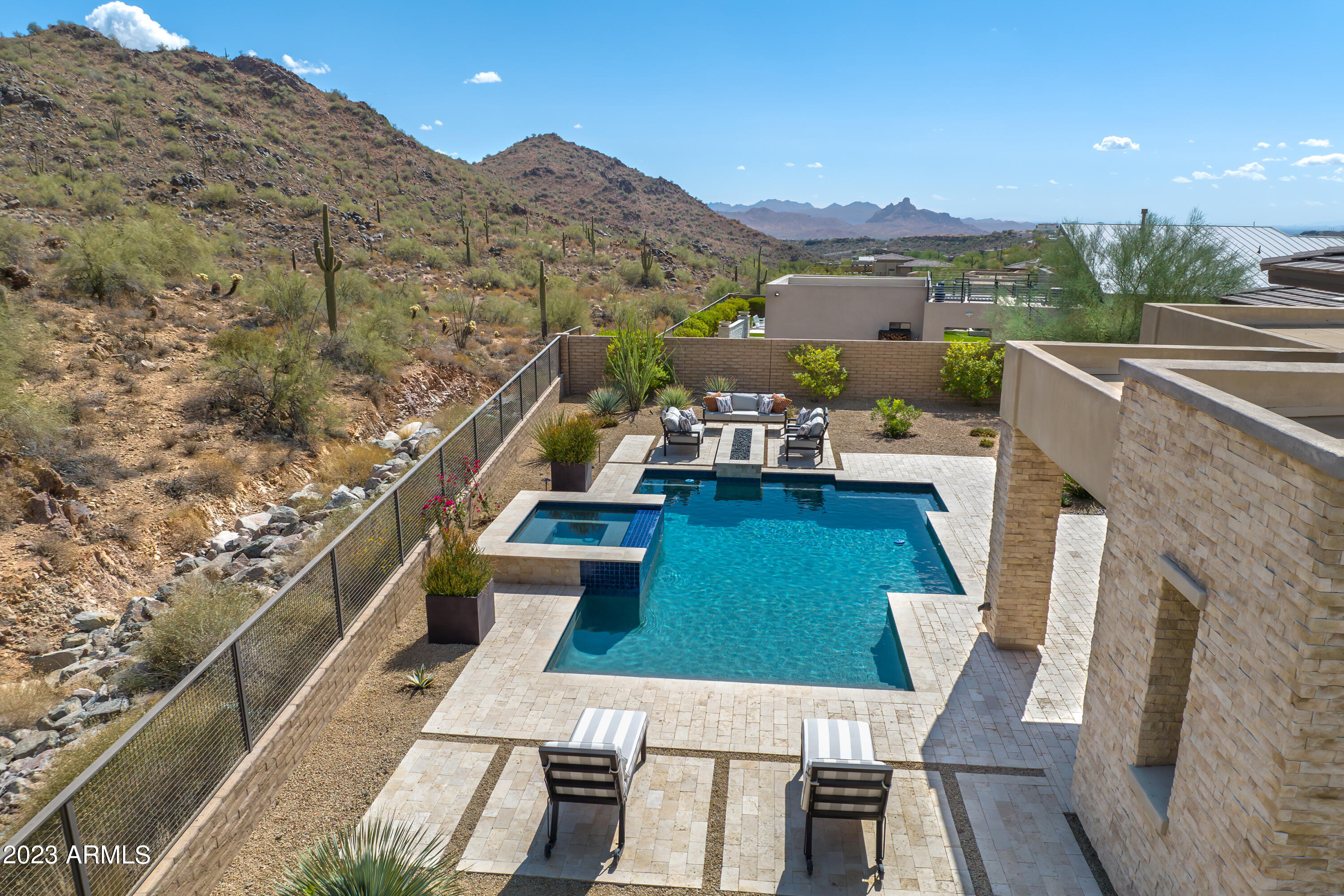 Adero Canyon - Residential