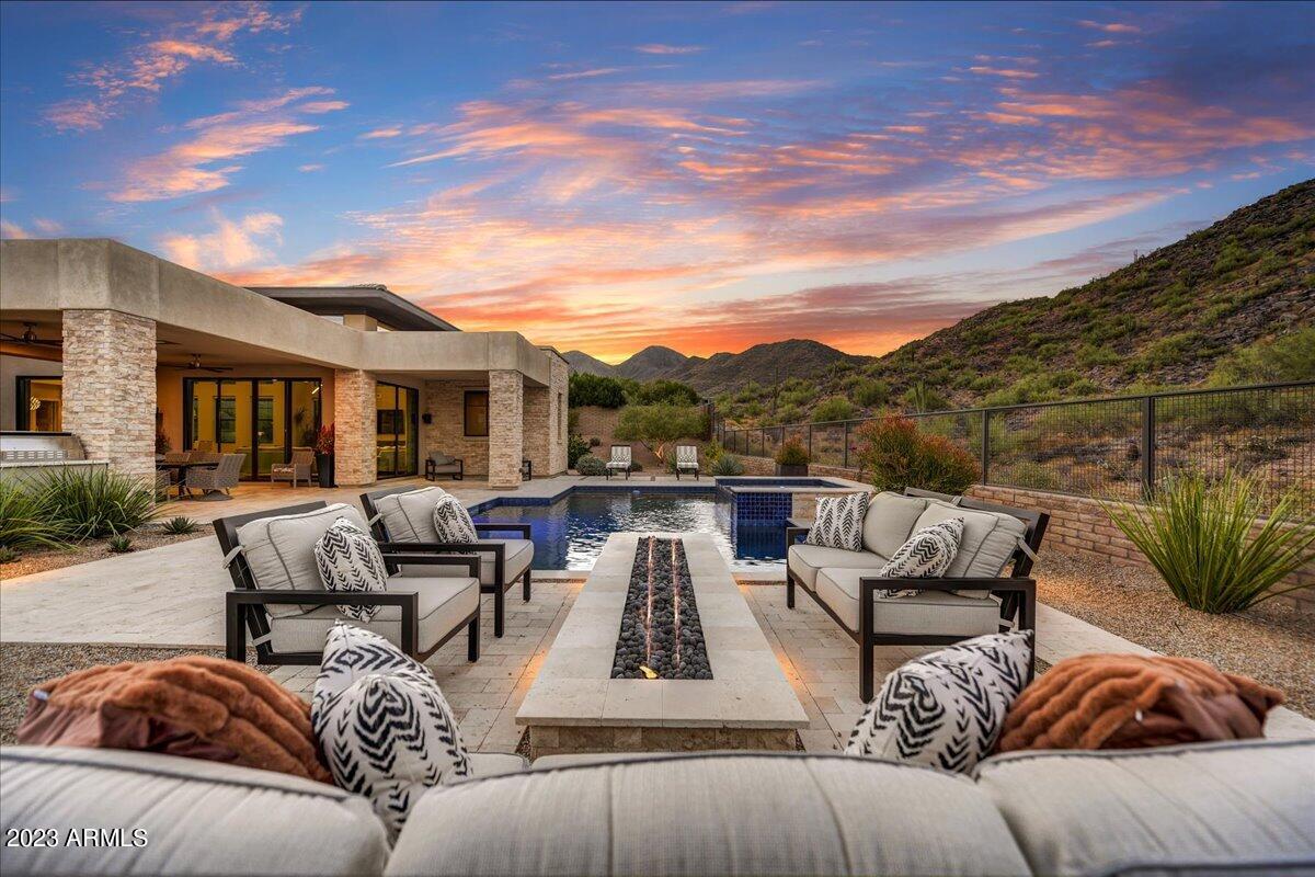 Adero Canyon - Residential