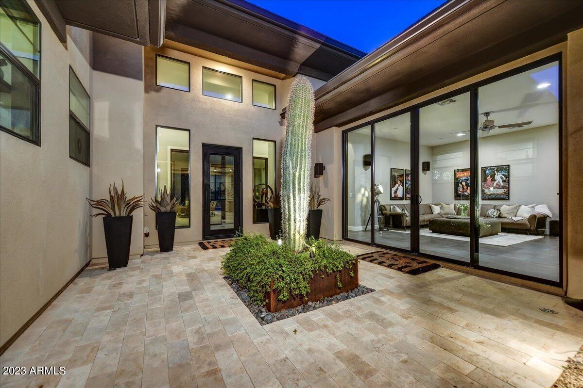 Adero Canyon - Residential