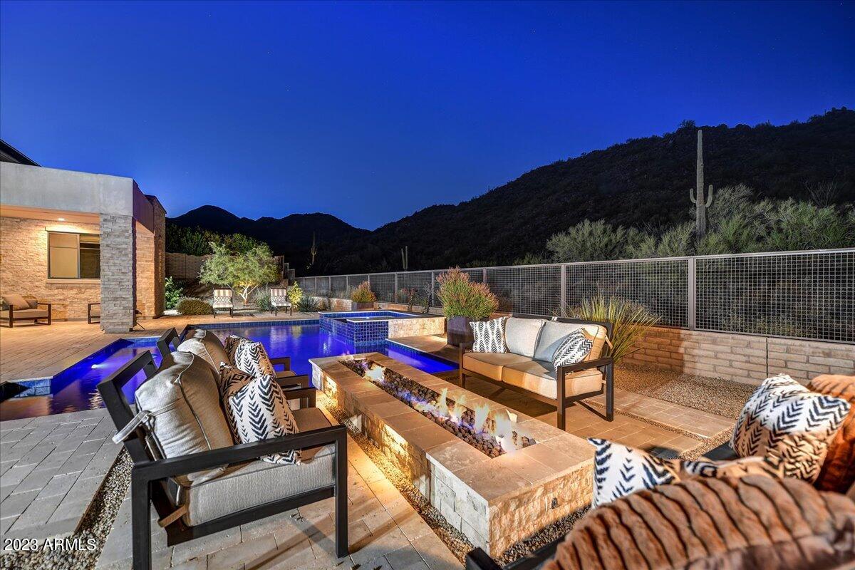 Adero Canyon - Residential