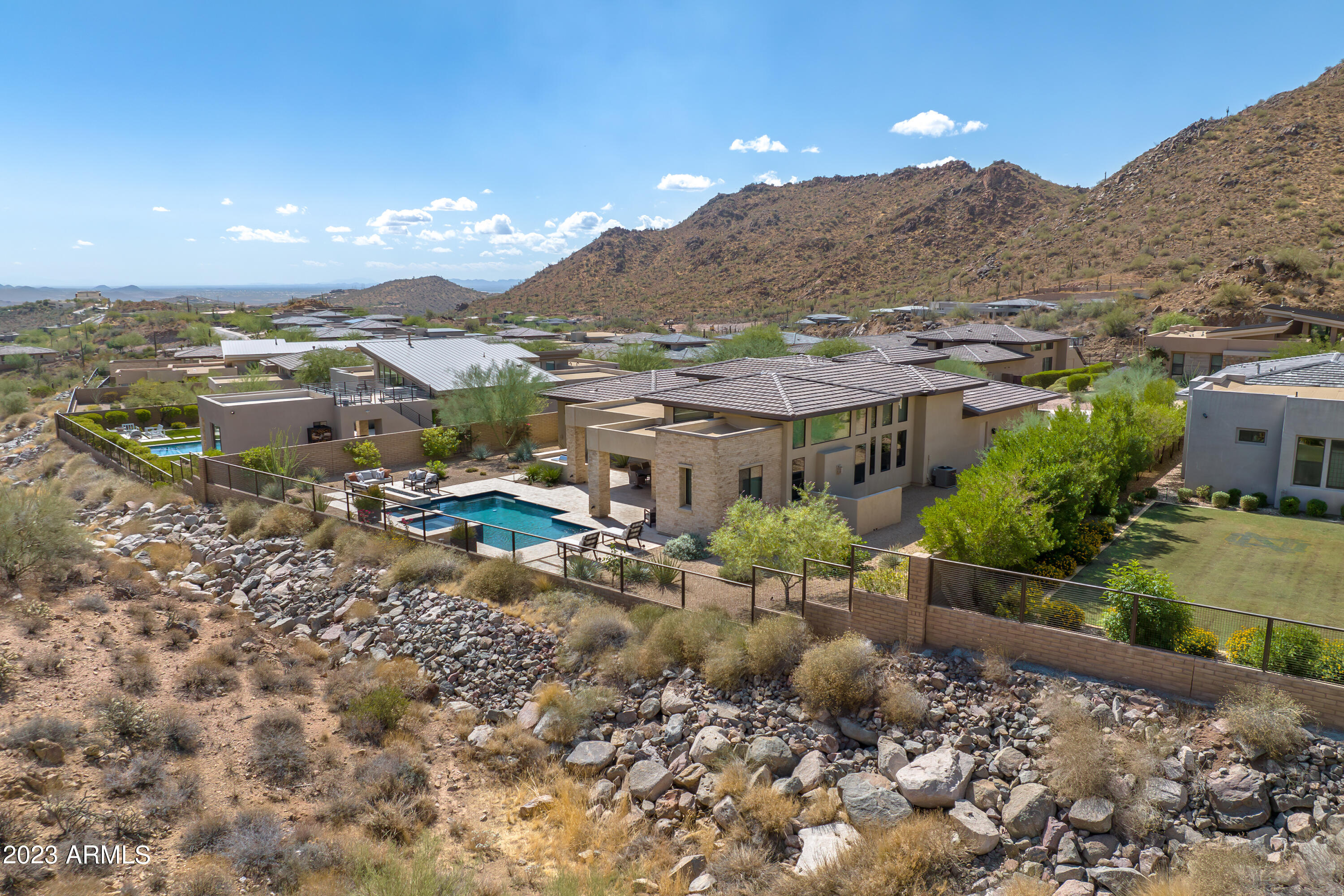 Adero Canyon - Residential