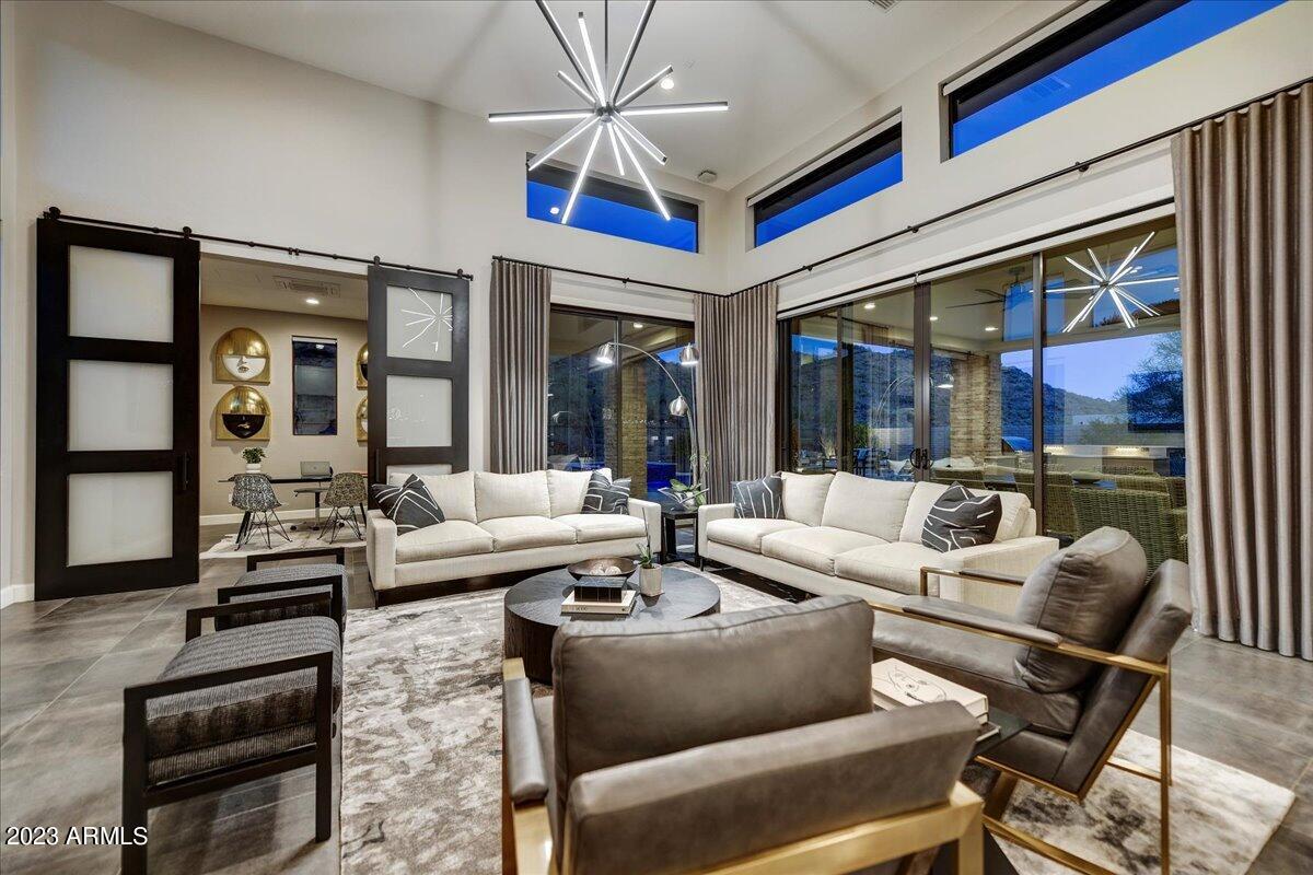 Adero Canyon - Residential