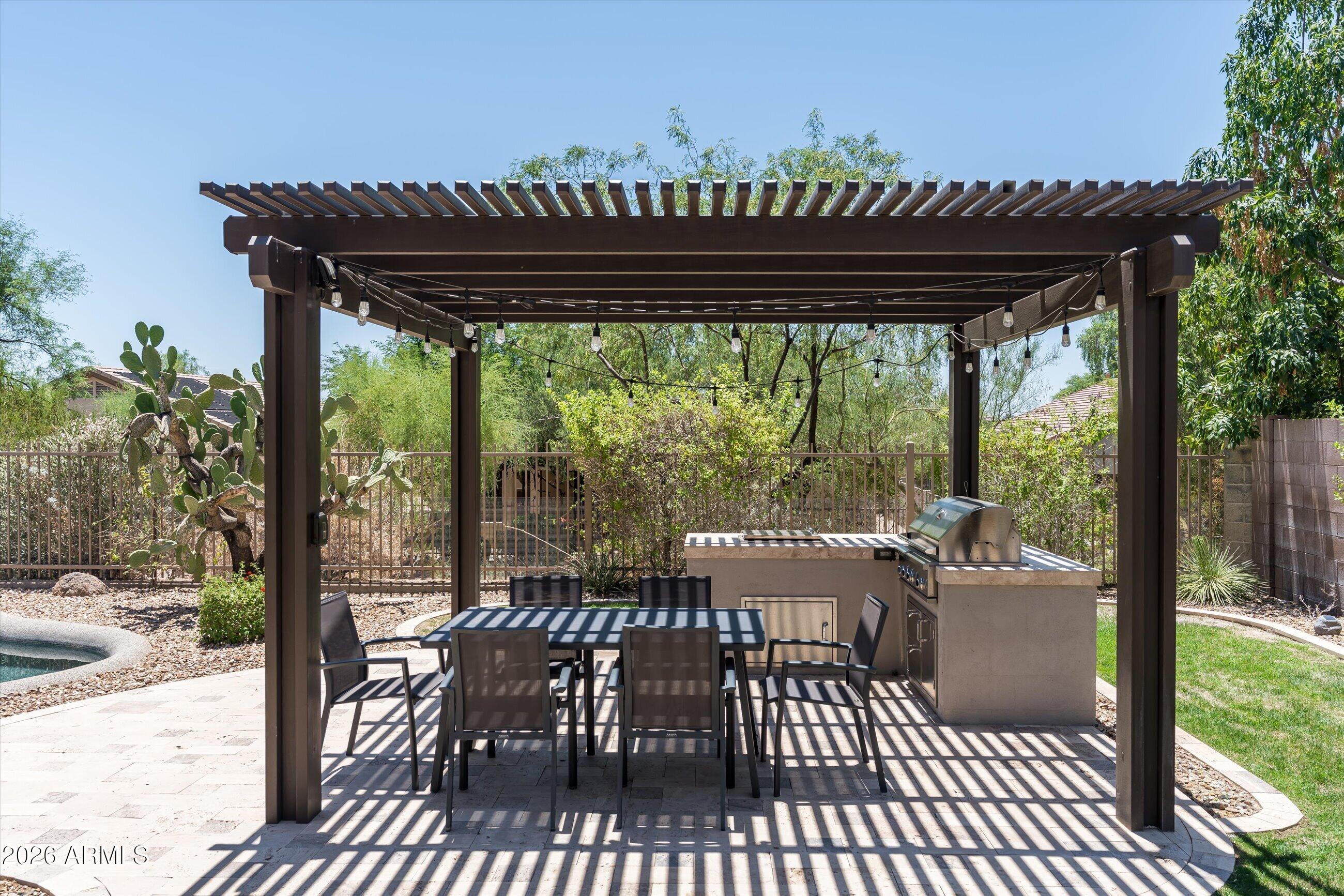 DESERT RIDGE LOT 31 - Residential