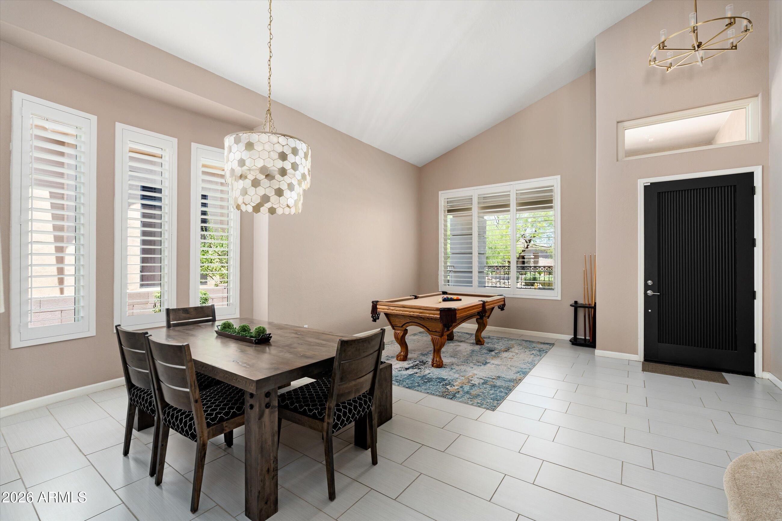 DESERT RIDGE LOT 31 - Residential