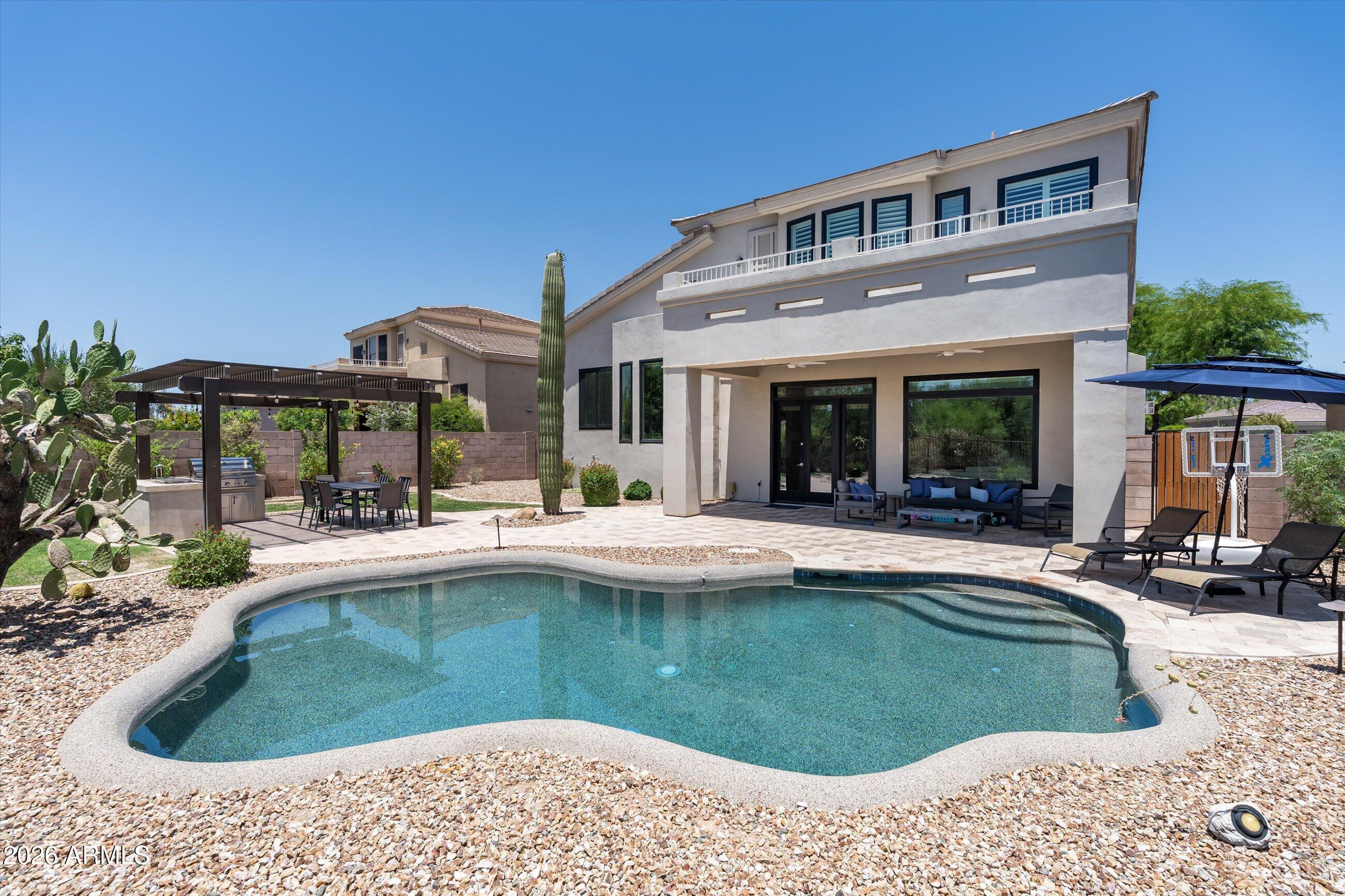 DESERT RIDGE LOT 31 - Residential