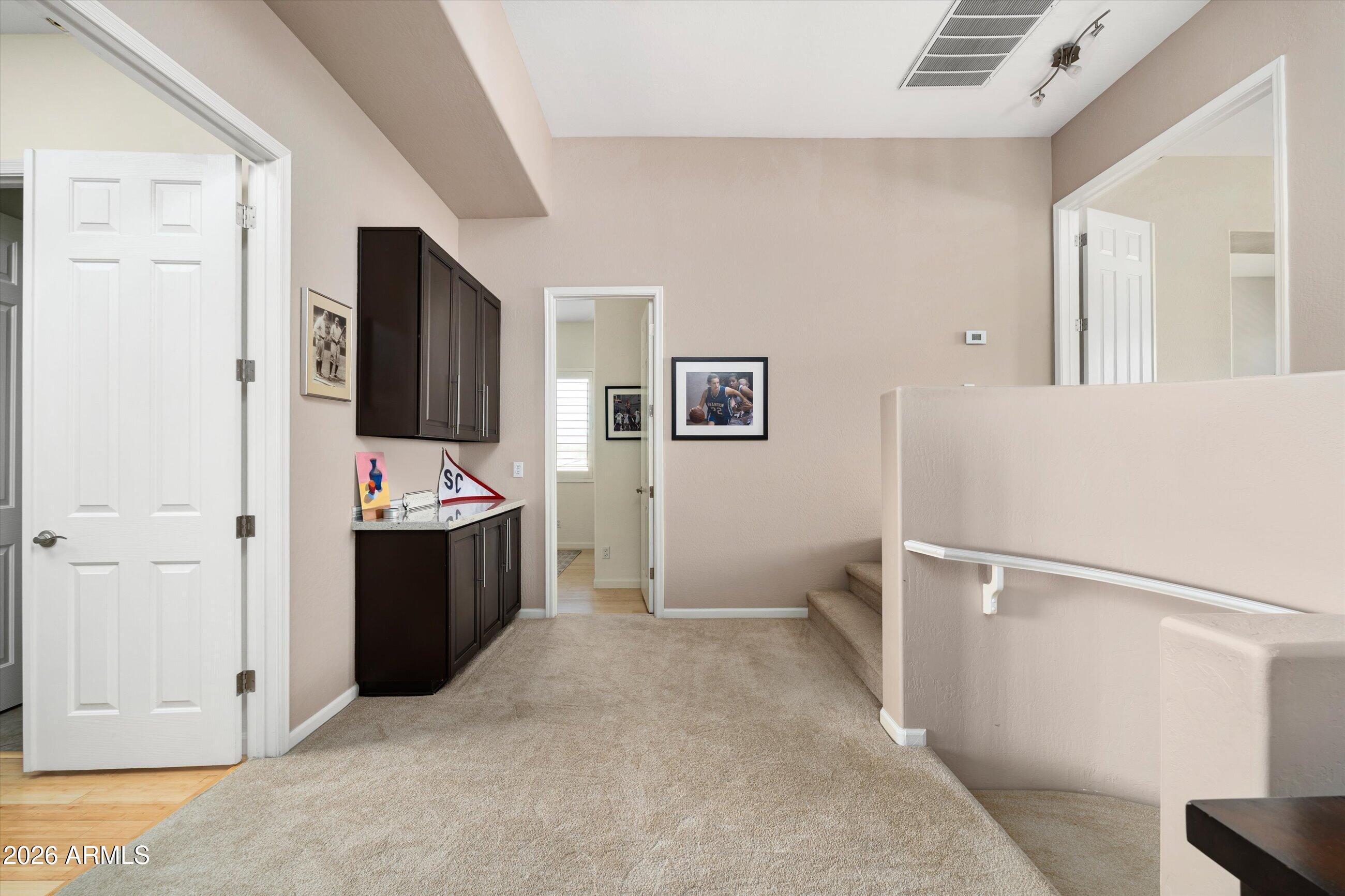 DESERT RIDGE LOT 31 - Residential
