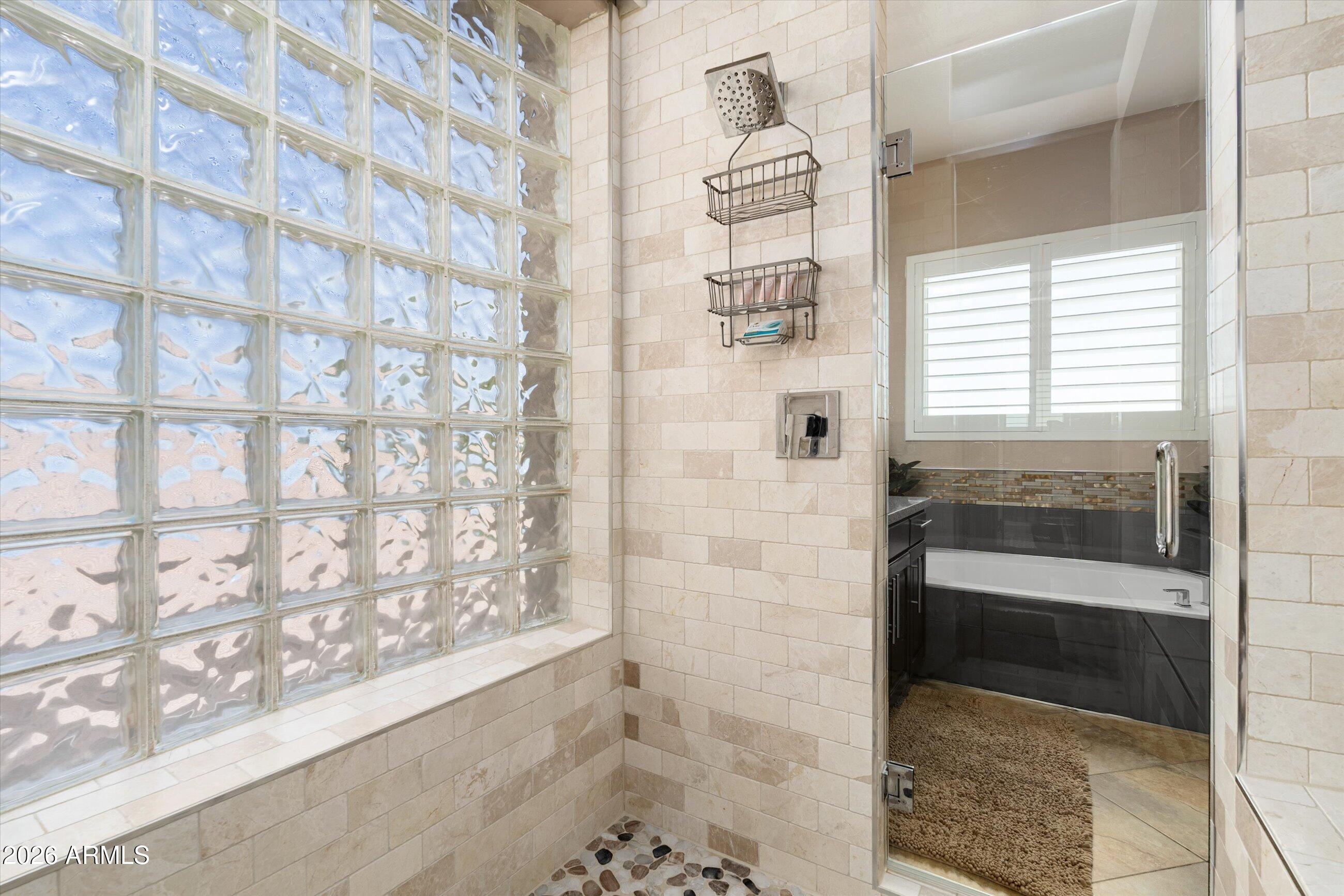 DESERT RIDGE LOT 31 - Residential