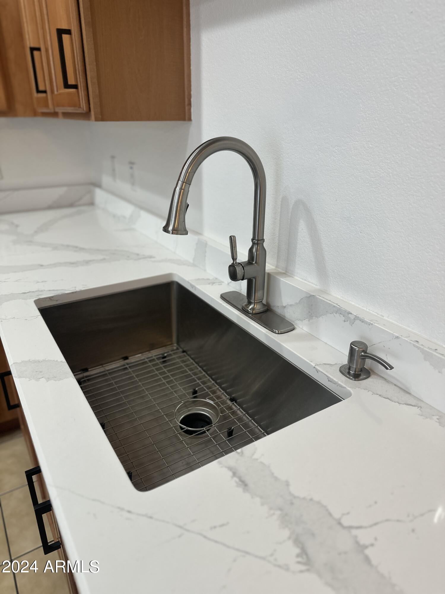 VILLAGIO AT TEMPE CONDOMINIUM AMD - Residential Lease