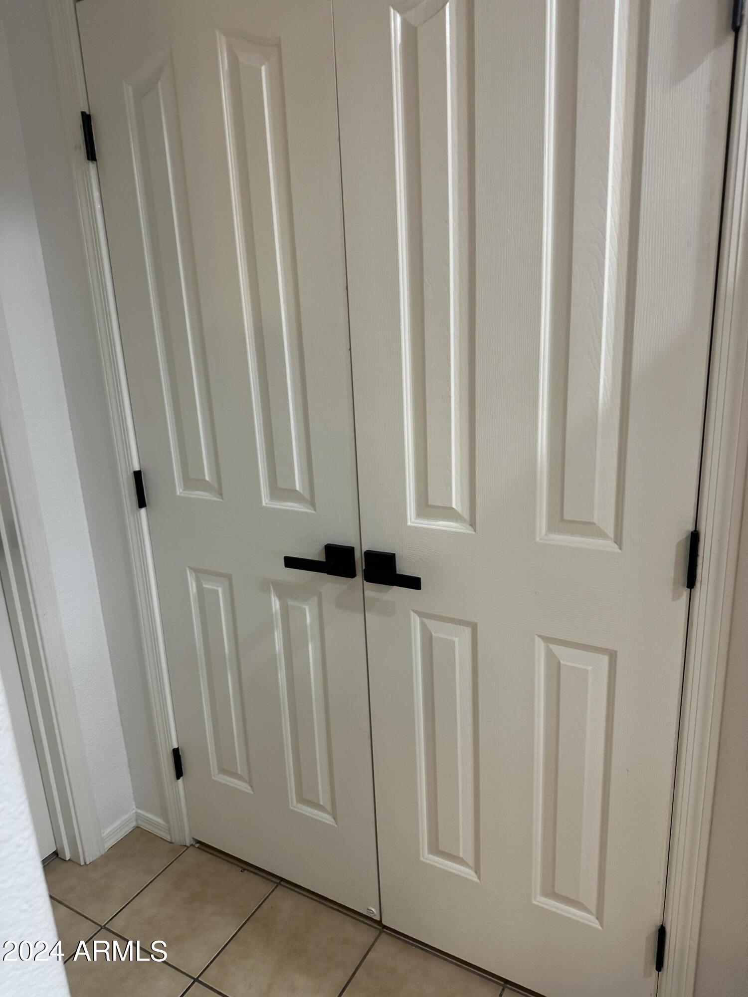 VILLAGIO AT TEMPE CONDOMINIUM AMD - Residential Lease