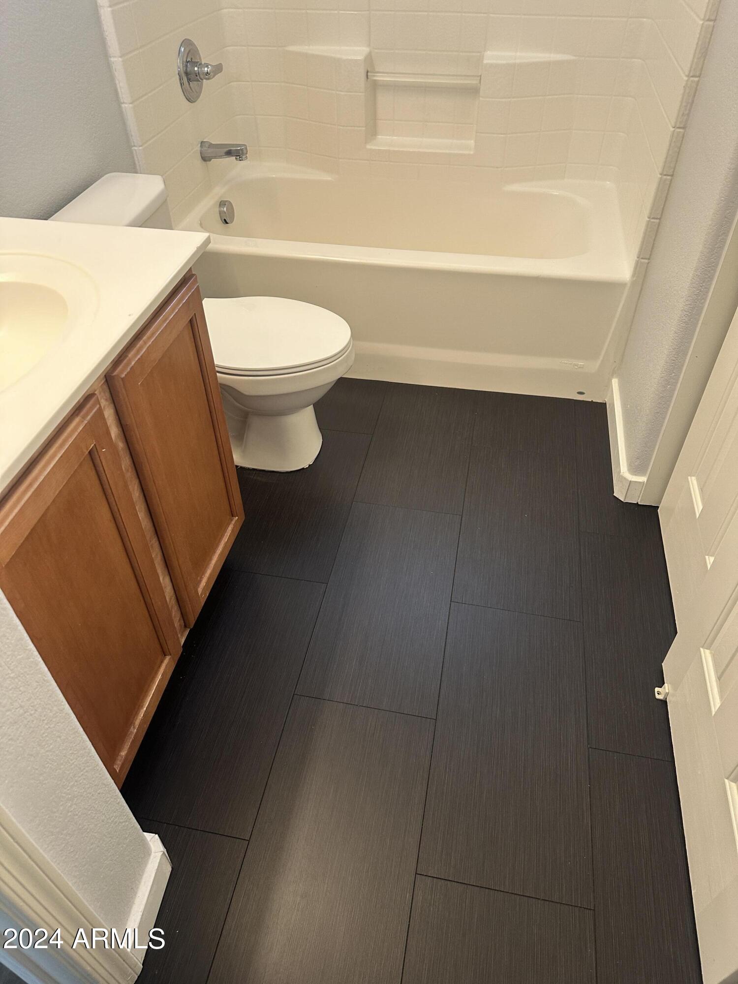 VILLAGIO AT TEMPE CONDOMINIUM AMD - Residential Lease