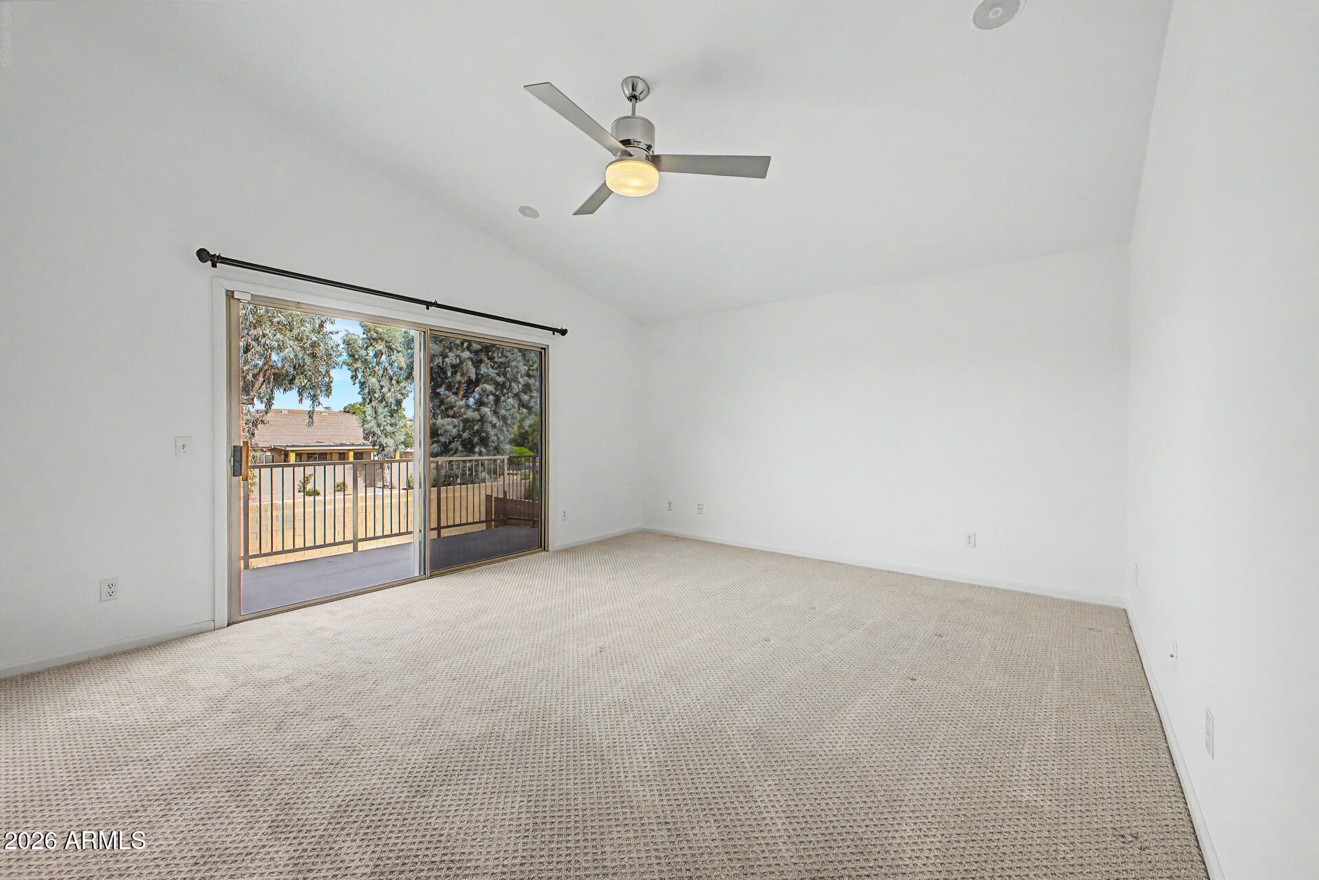 TRIPLE CROWN 3 - Residential