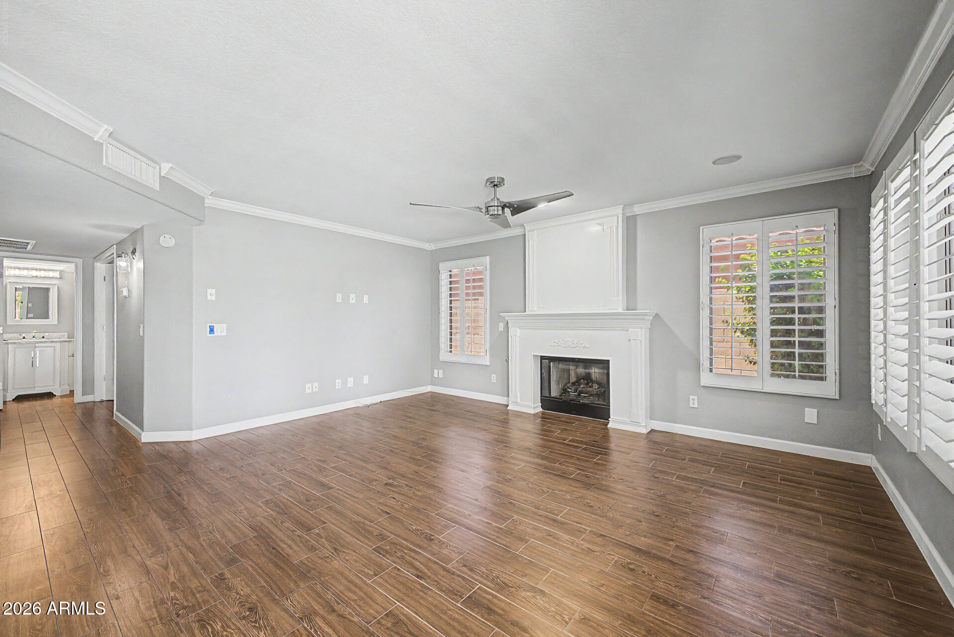 TRIPLE CROWN 3 - Residential