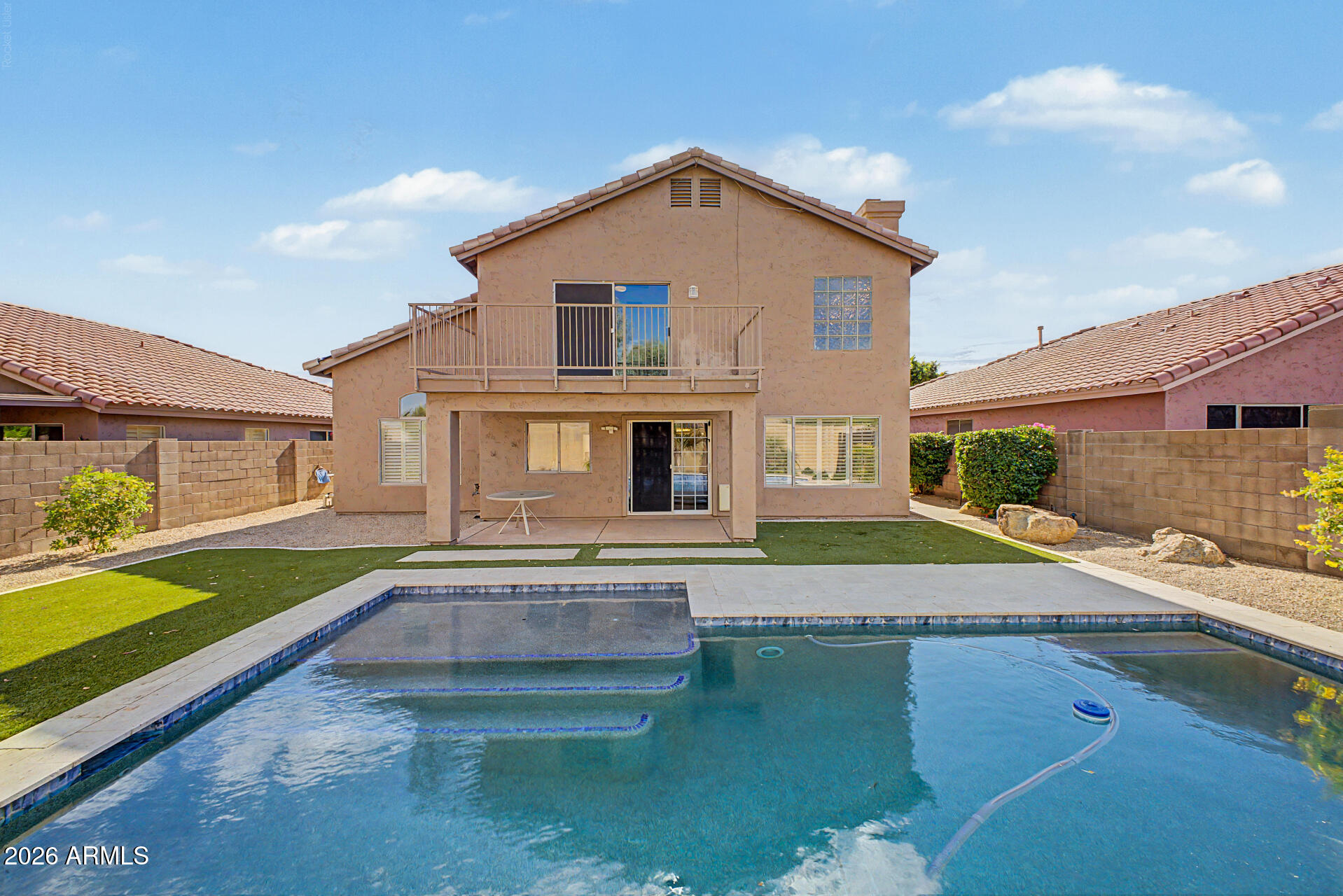 TRIPLE CROWN 3 - Residential