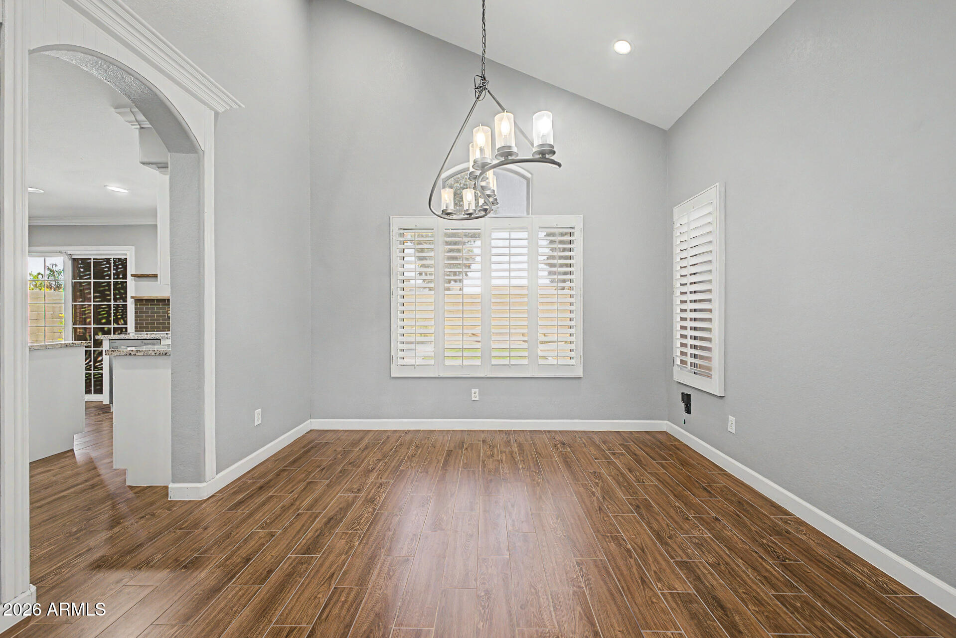 TRIPLE CROWN 3 - Residential