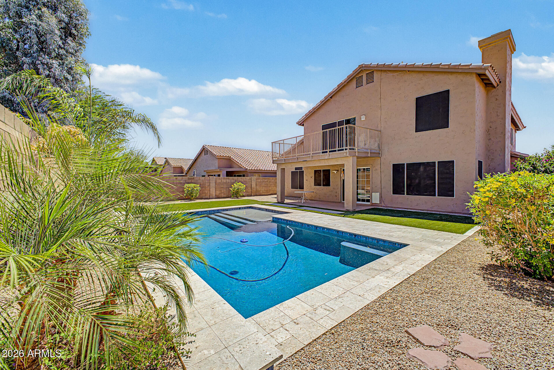 TRIPLE CROWN 3 - Residential