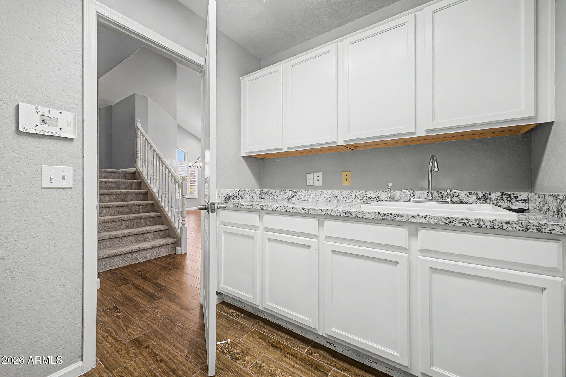 TRIPLE CROWN 3 - Residential