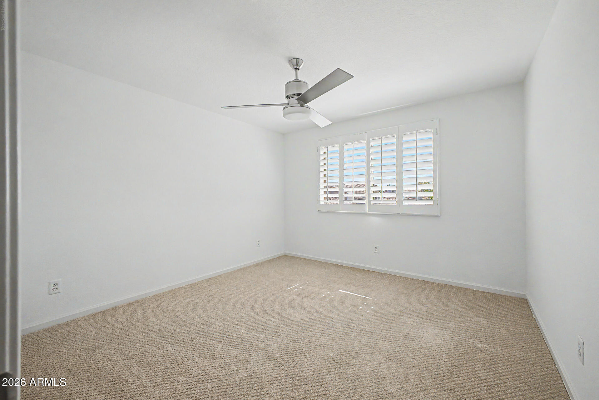TRIPLE CROWN 3 - Residential