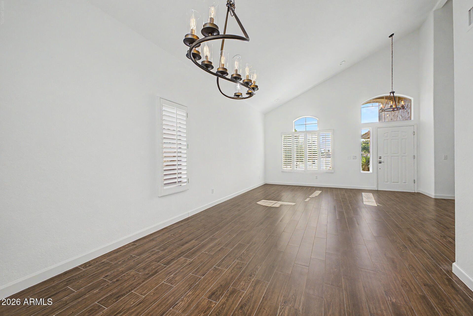 TRIPLE CROWN 3 - Residential