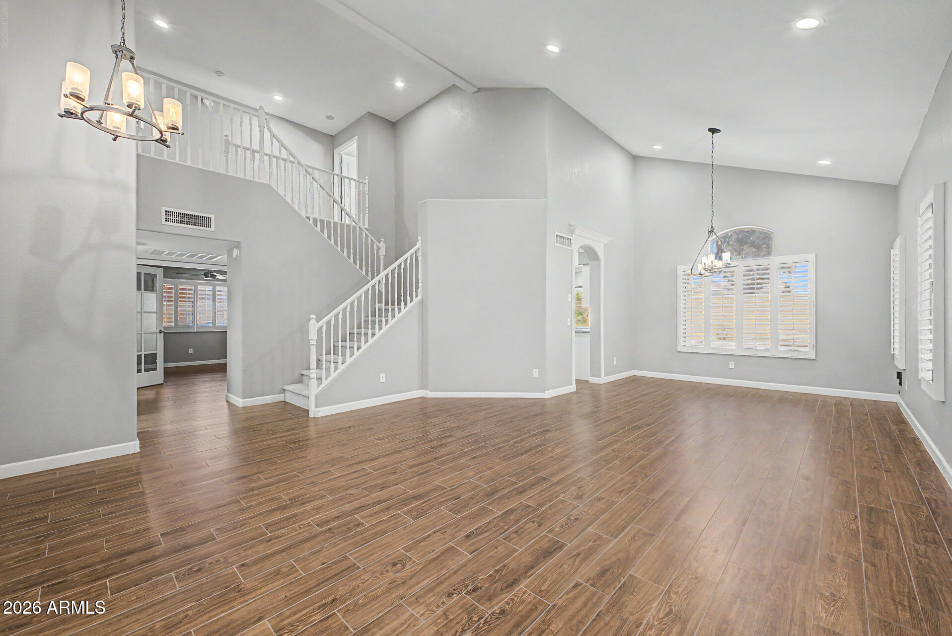 TRIPLE CROWN 3 - Residential
