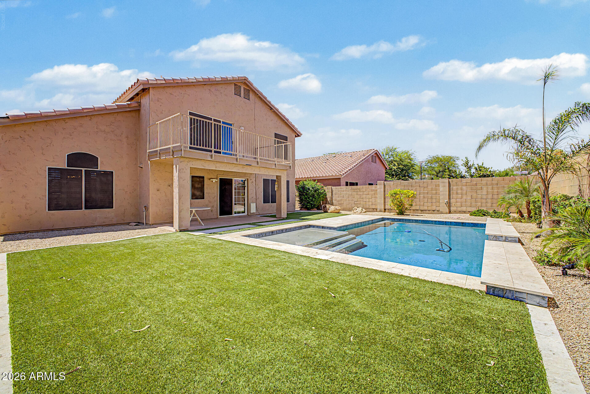 TRIPLE CROWN 3 - Residential