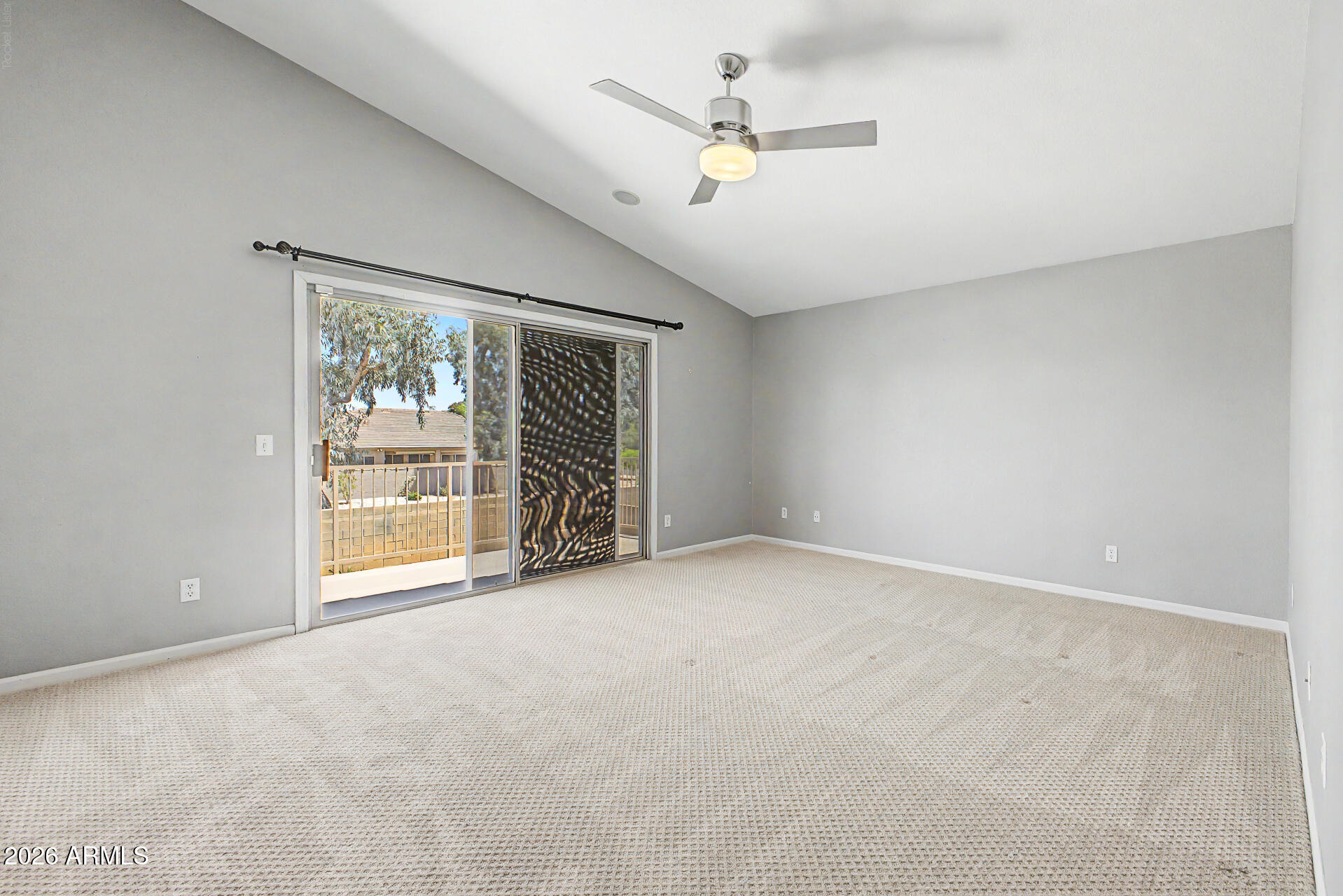 TRIPLE CROWN 3 - Residential
