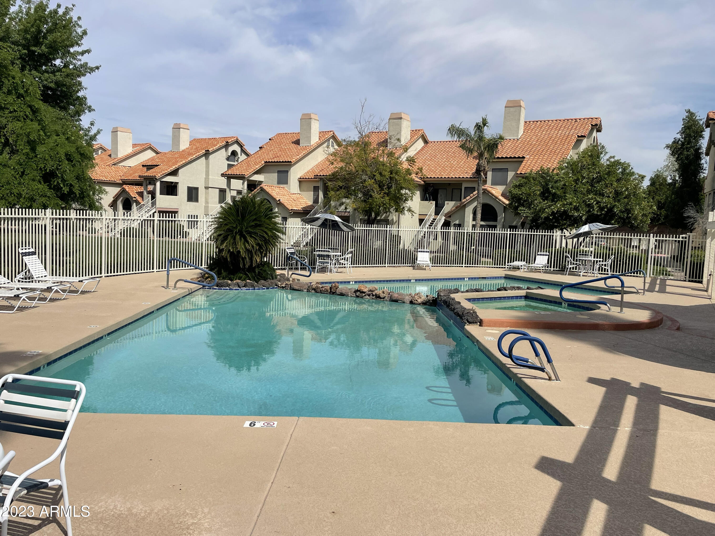RAMBLEWOOD NORTH - Residential Lease
