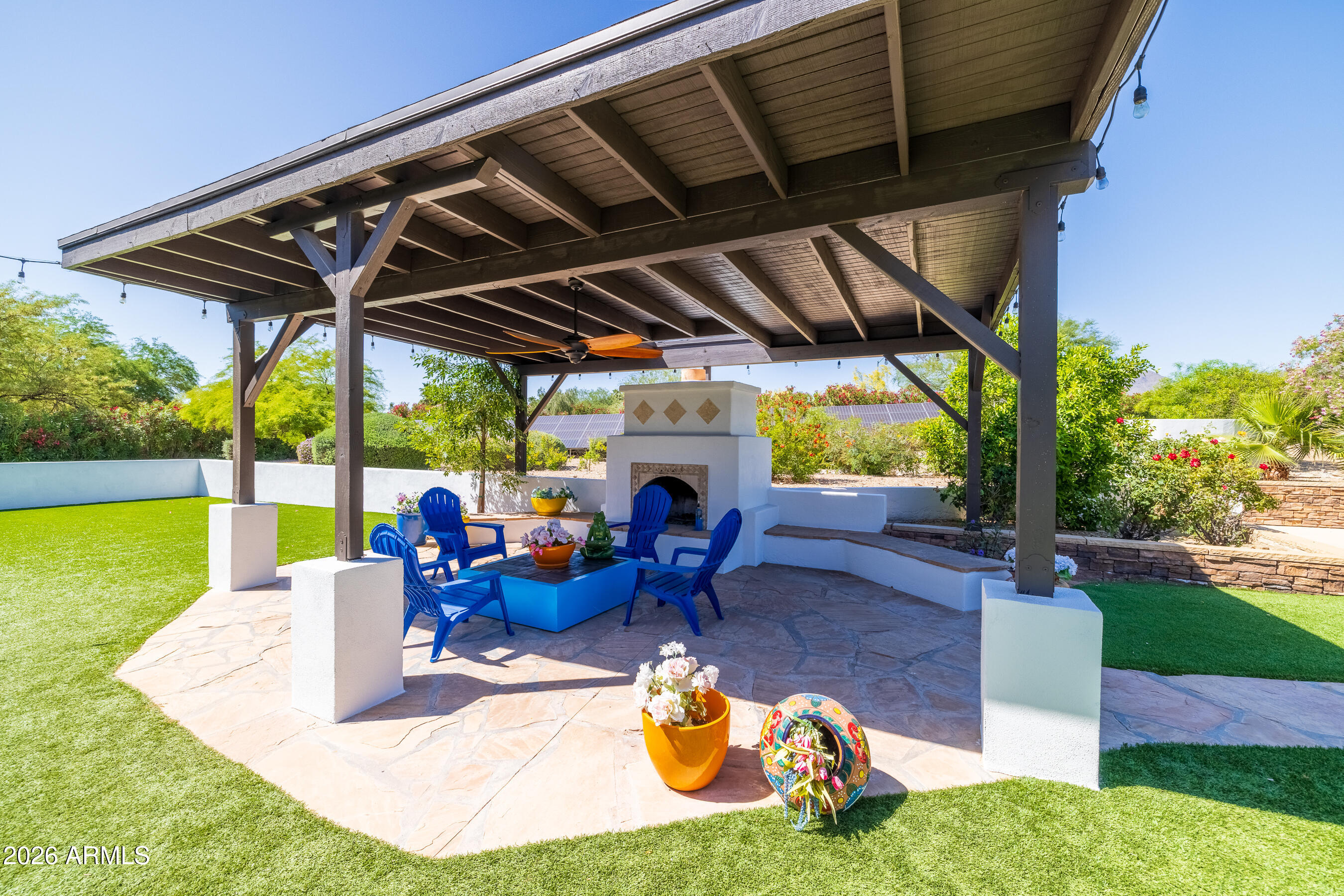 SCOTTSDALE FOOTHILLS - Residential