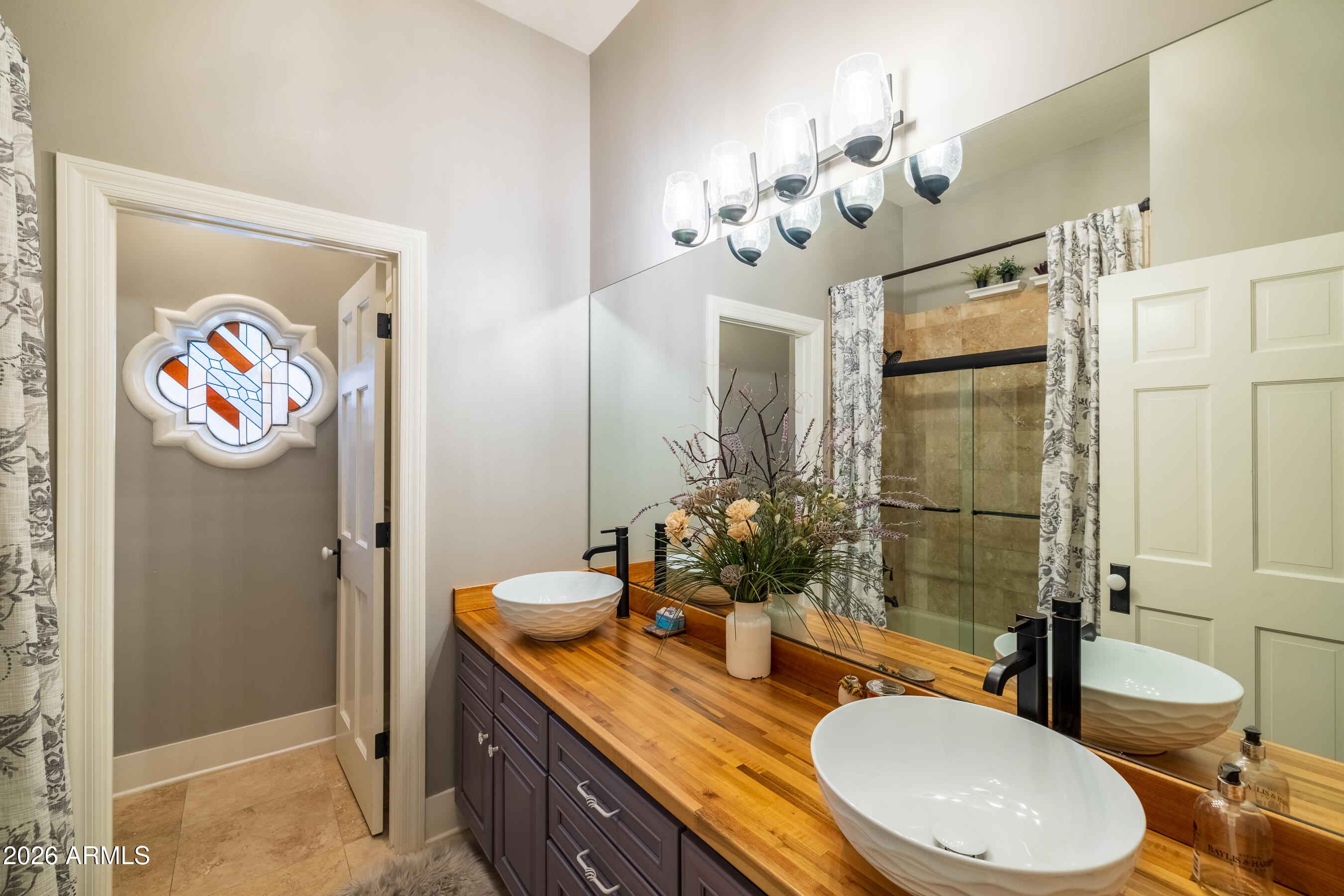 SCOTTSDALE FOOTHILLS - Residential