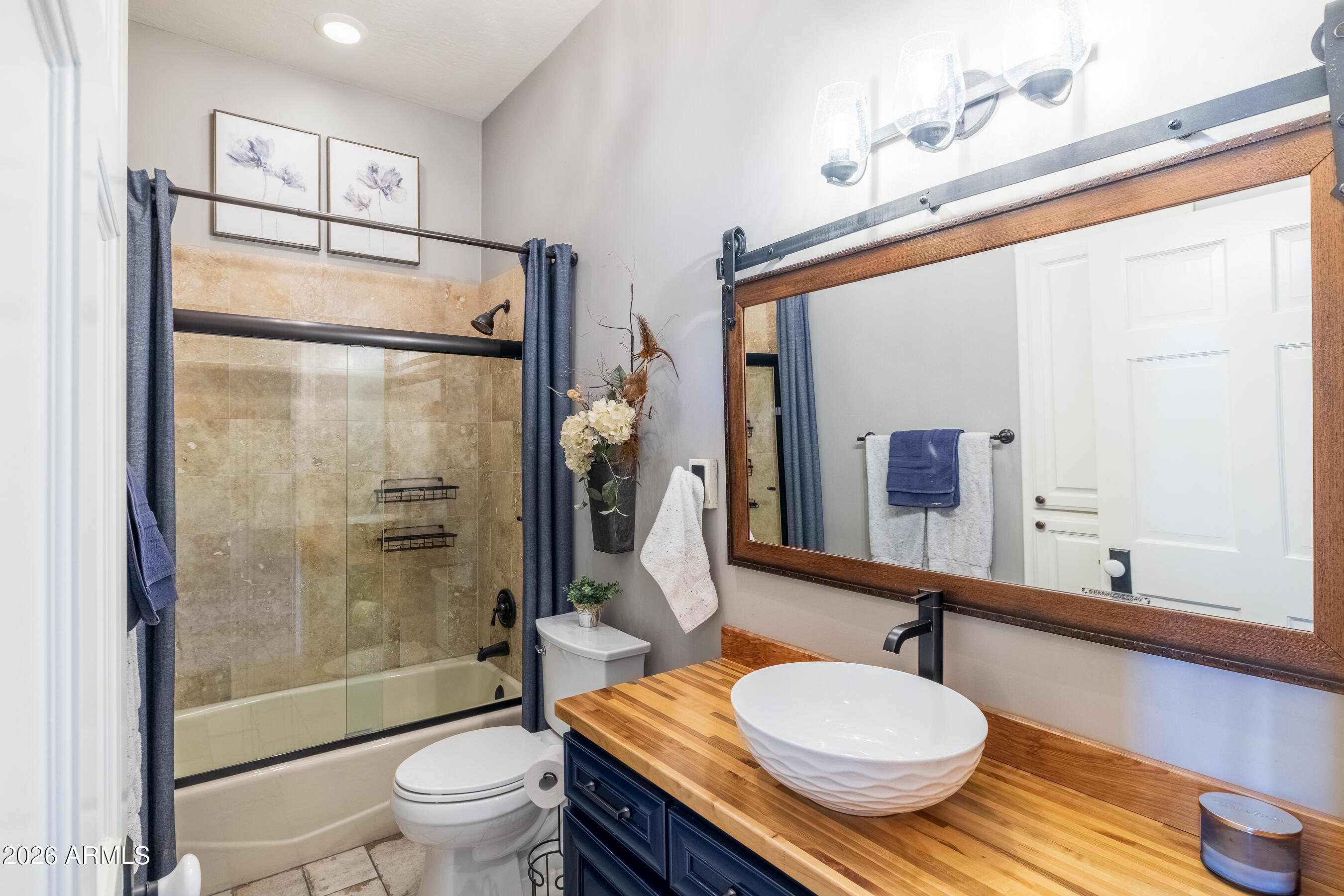 SCOTTSDALE FOOTHILLS - Residential