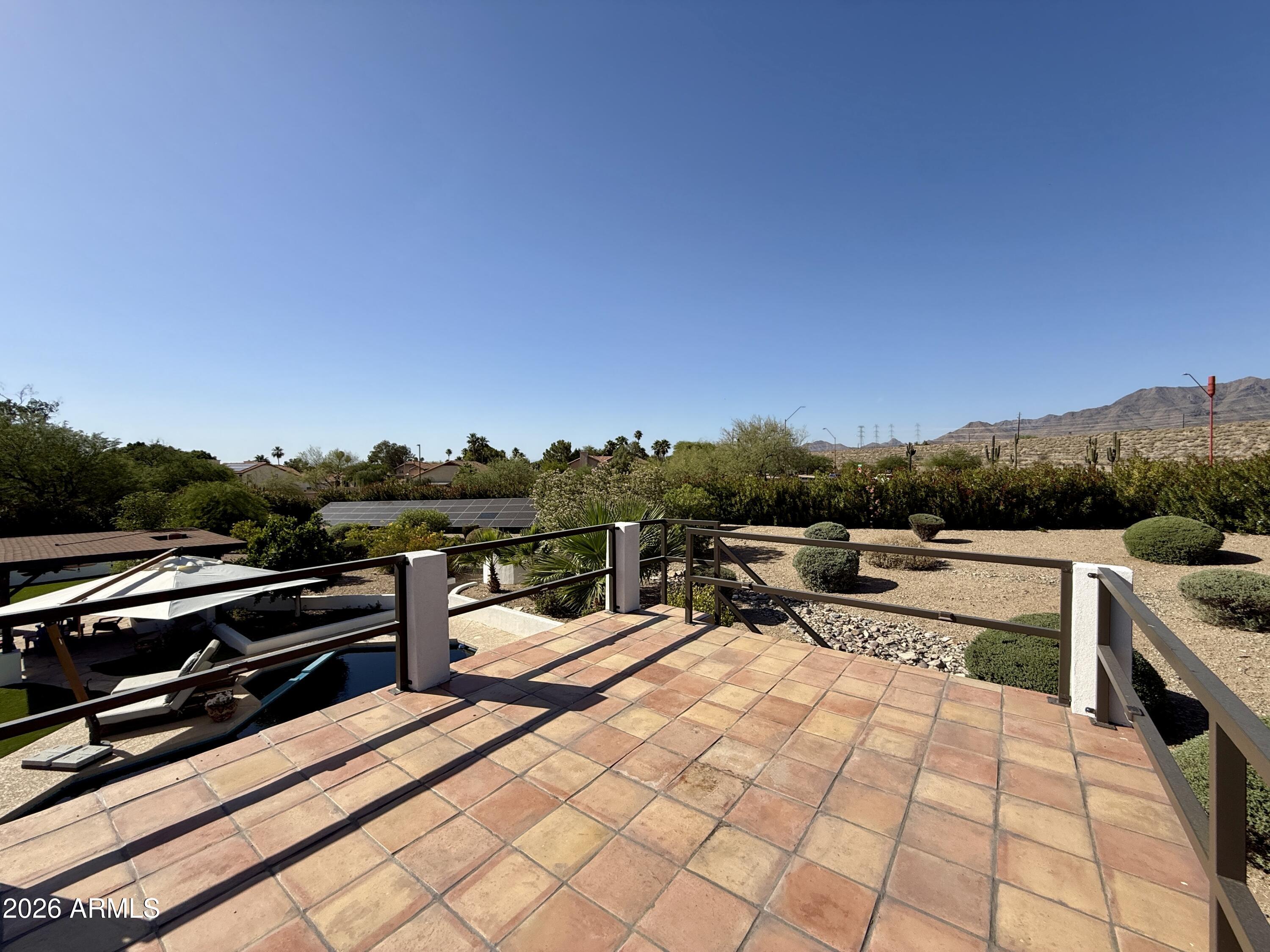 SCOTTSDALE FOOTHILLS - Residential