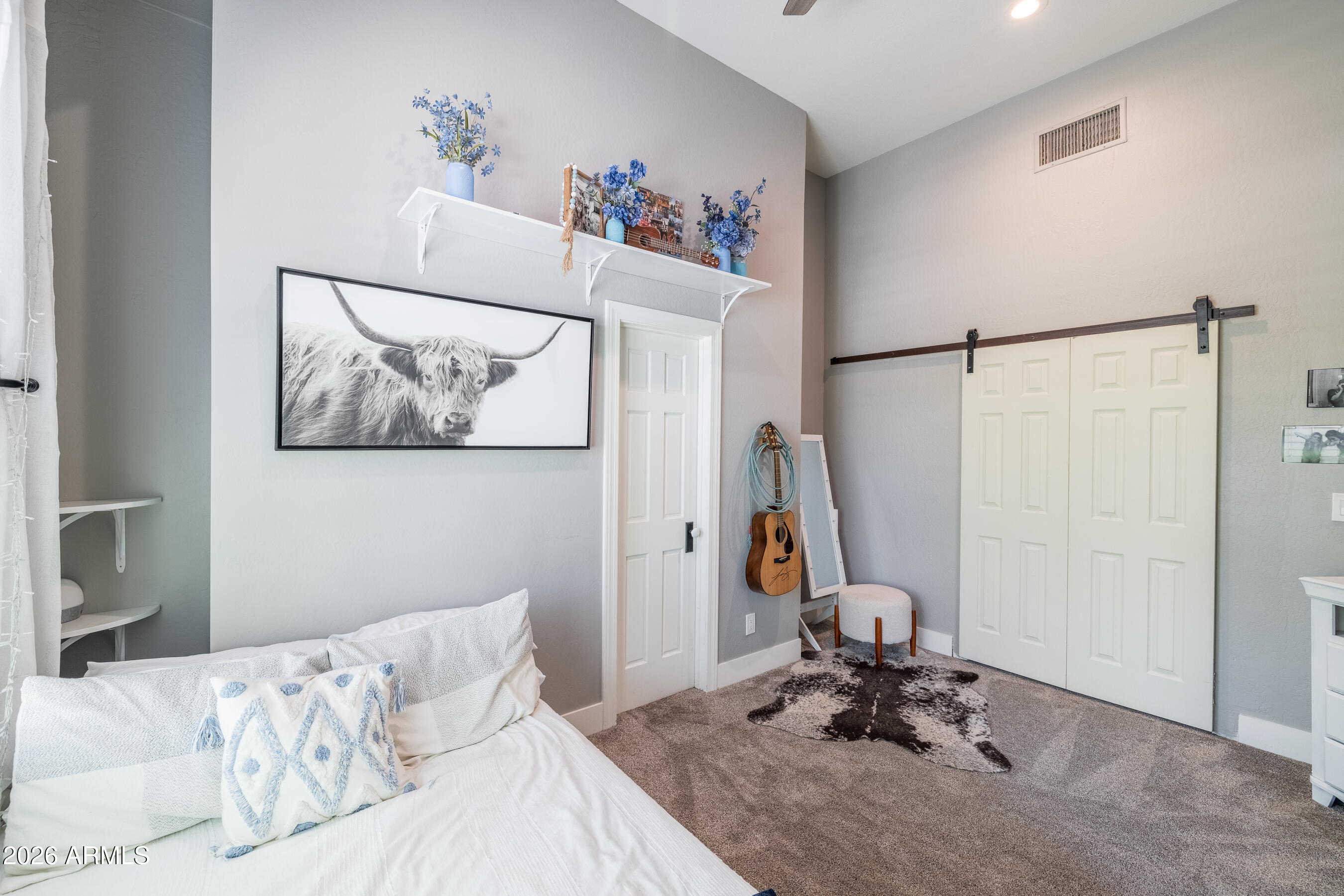 SCOTTSDALE FOOTHILLS - Residential