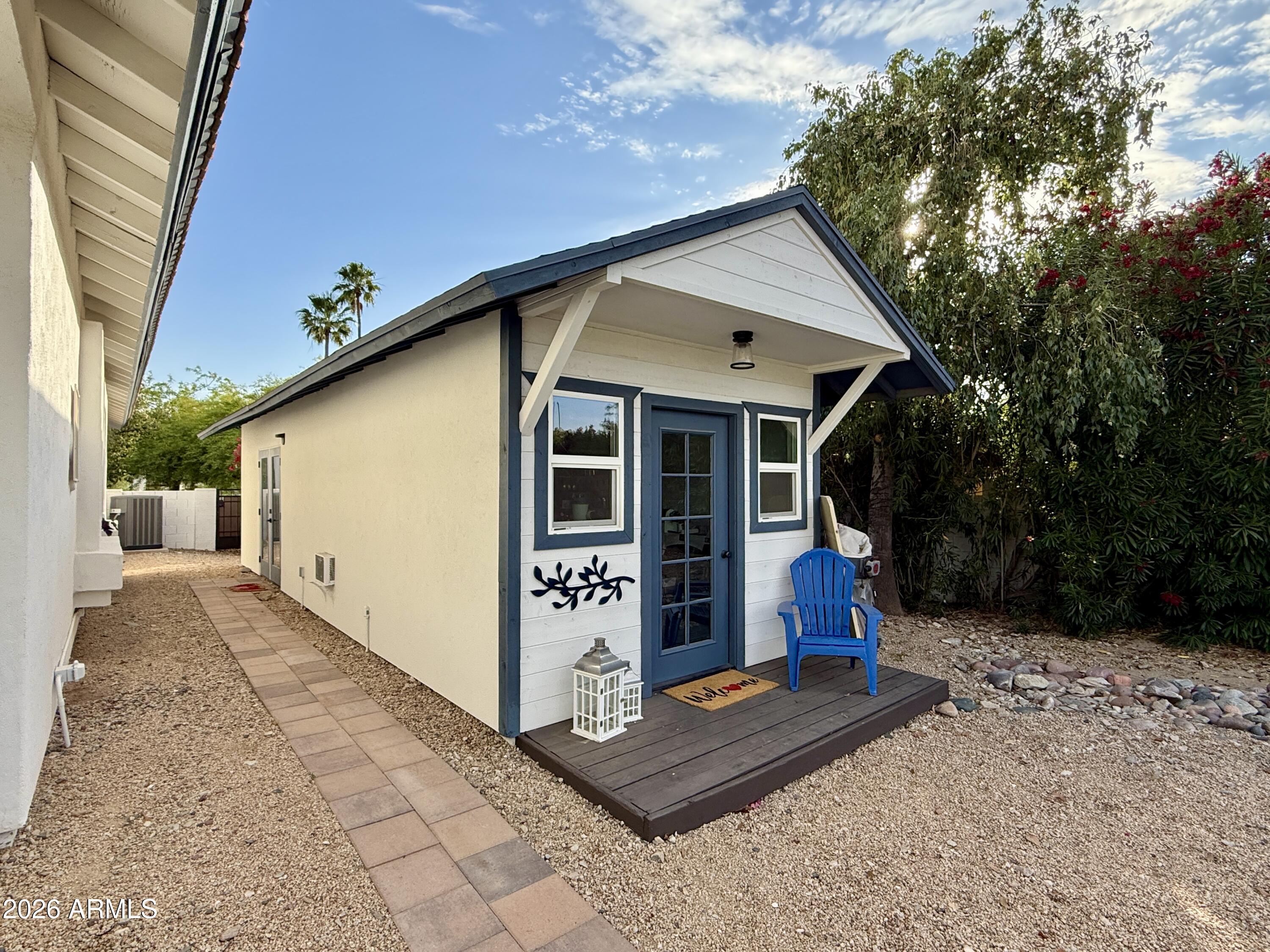 SCOTTSDALE FOOTHILLS - Residential