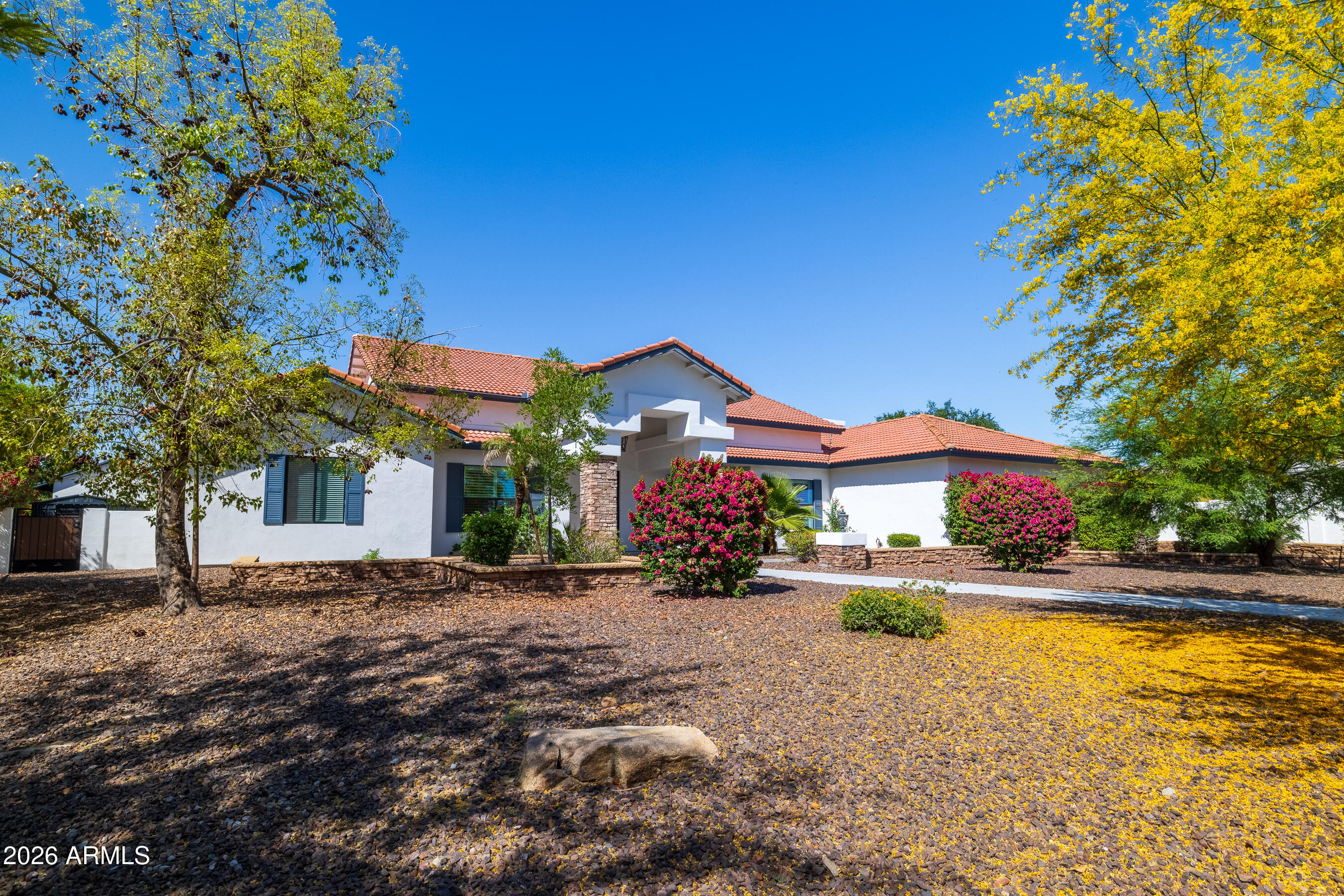 SCOTTSDALE FOOTHILLS - Residential