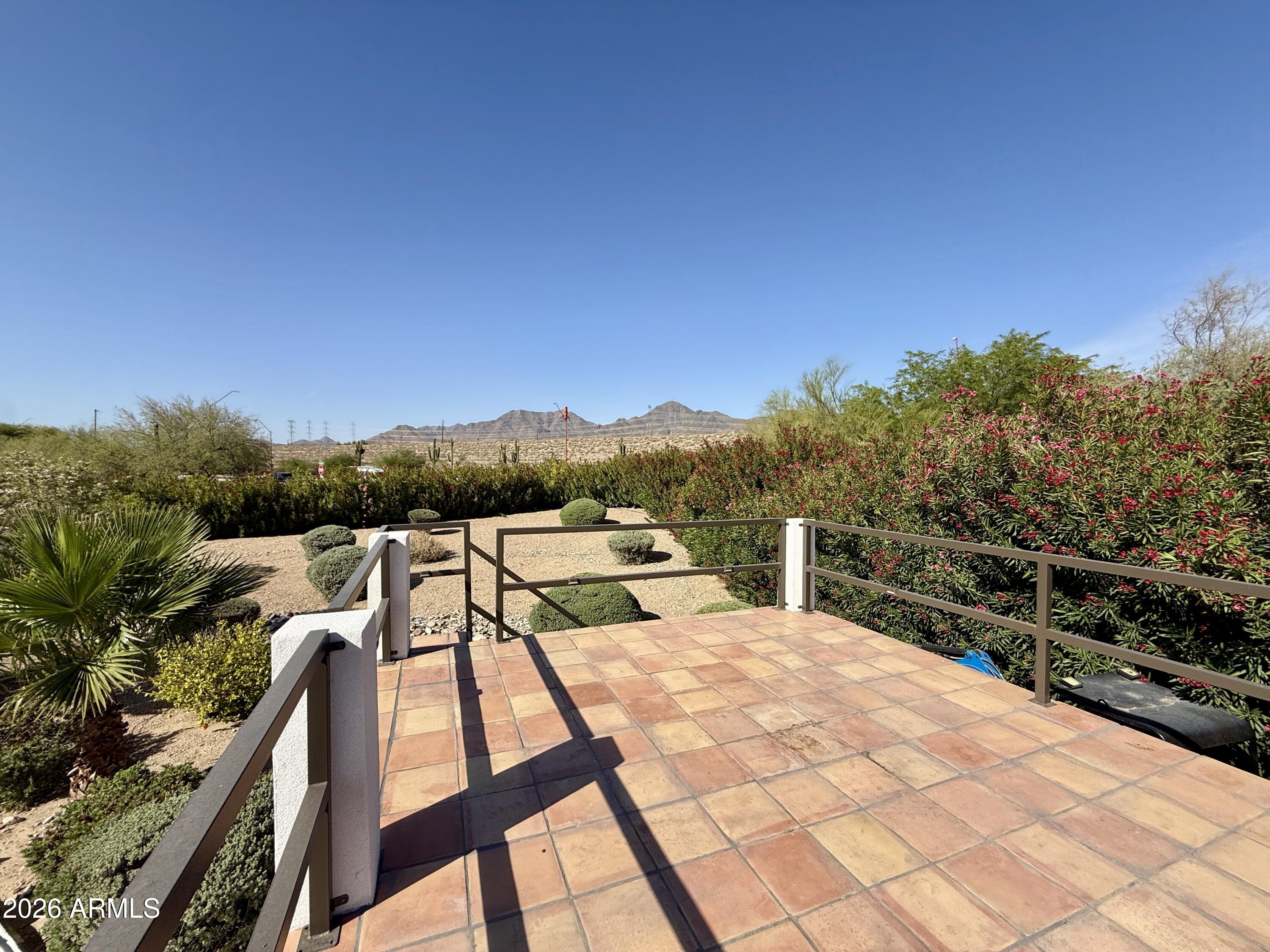 SCOTTSDALE FOOTHILLS - Residential