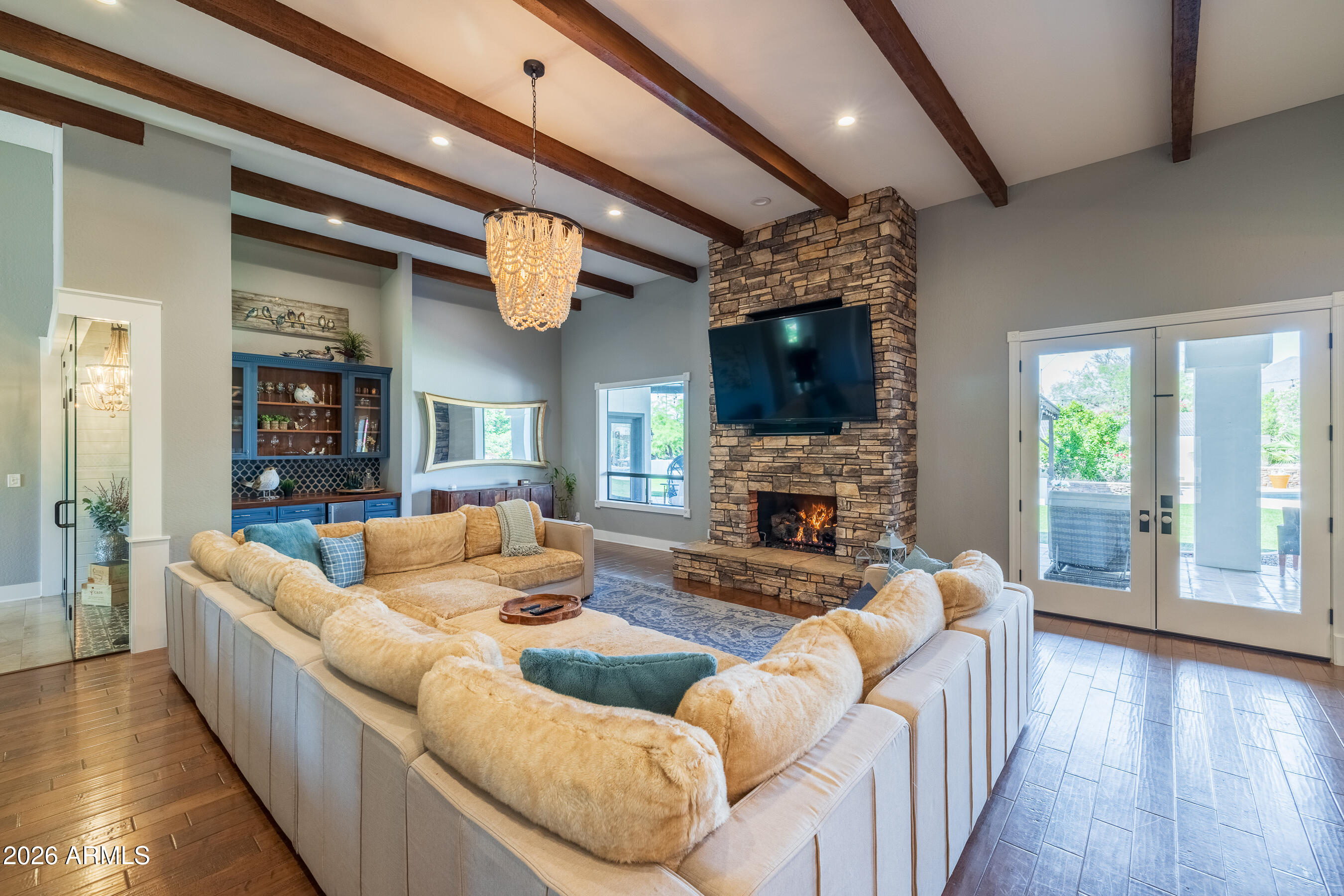 SCOTTSDALE FOOTHILLS - Residential