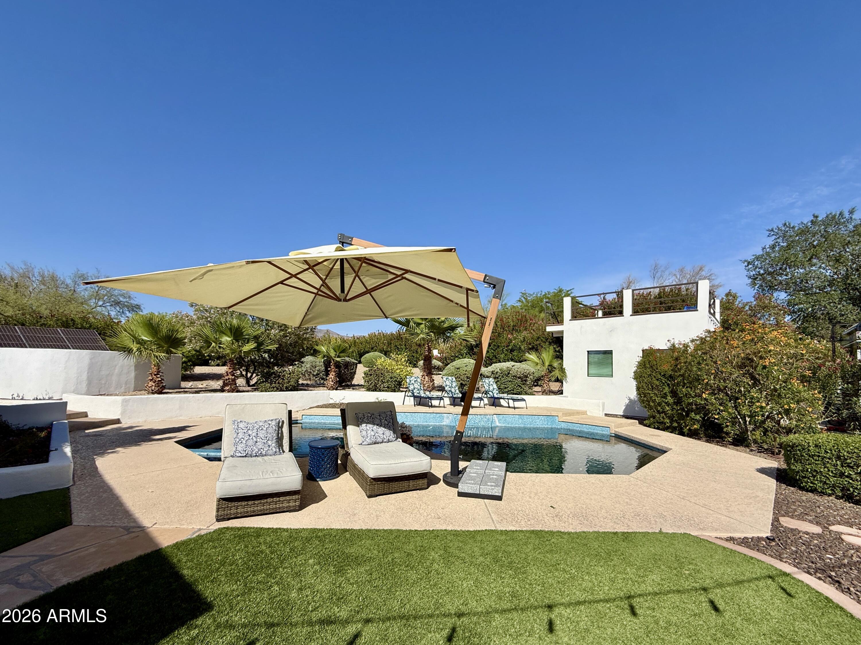 SCOTTSDALE FOOTHILLS - Residential