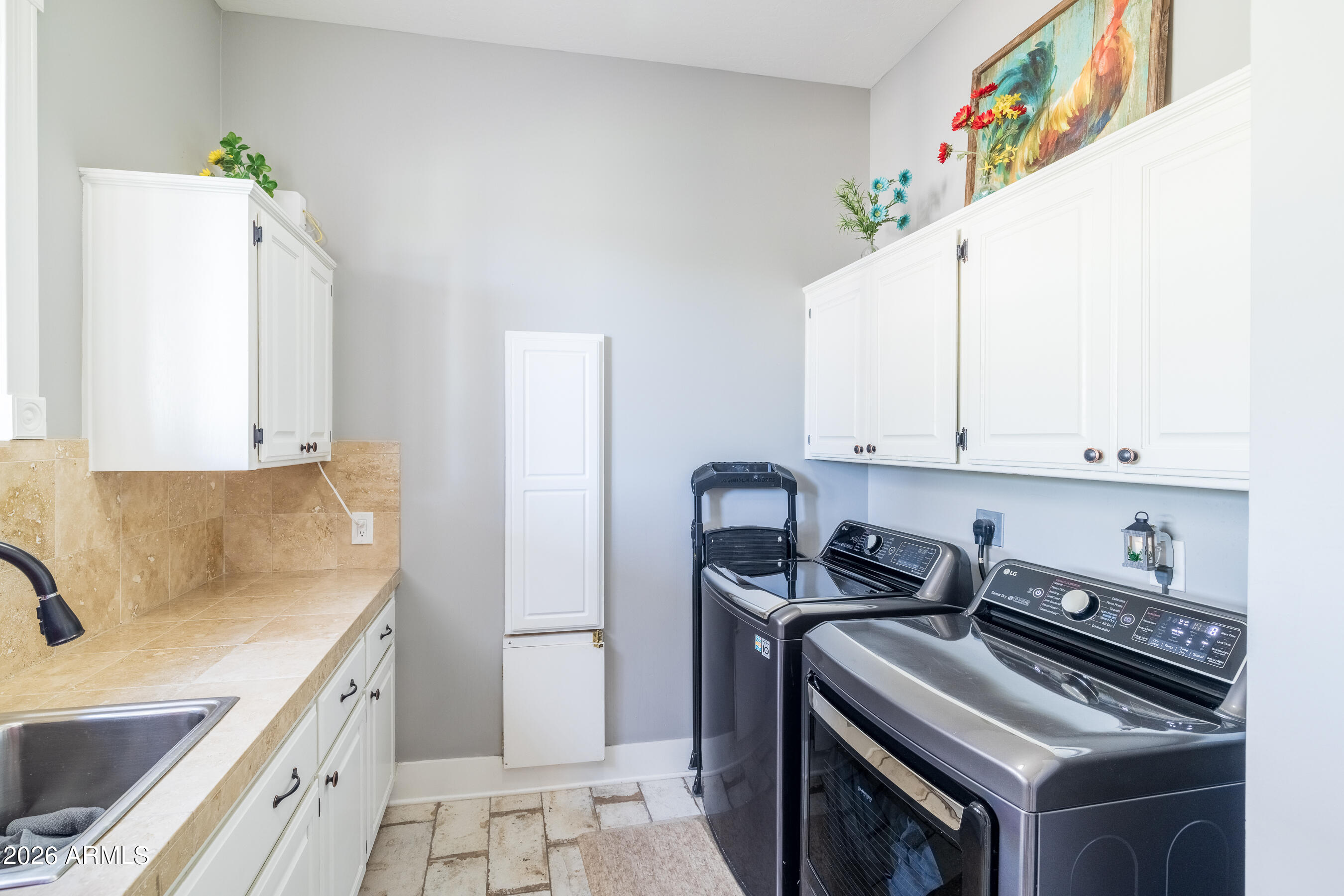 SCOTTSDALE FOOTHILLS - Residential