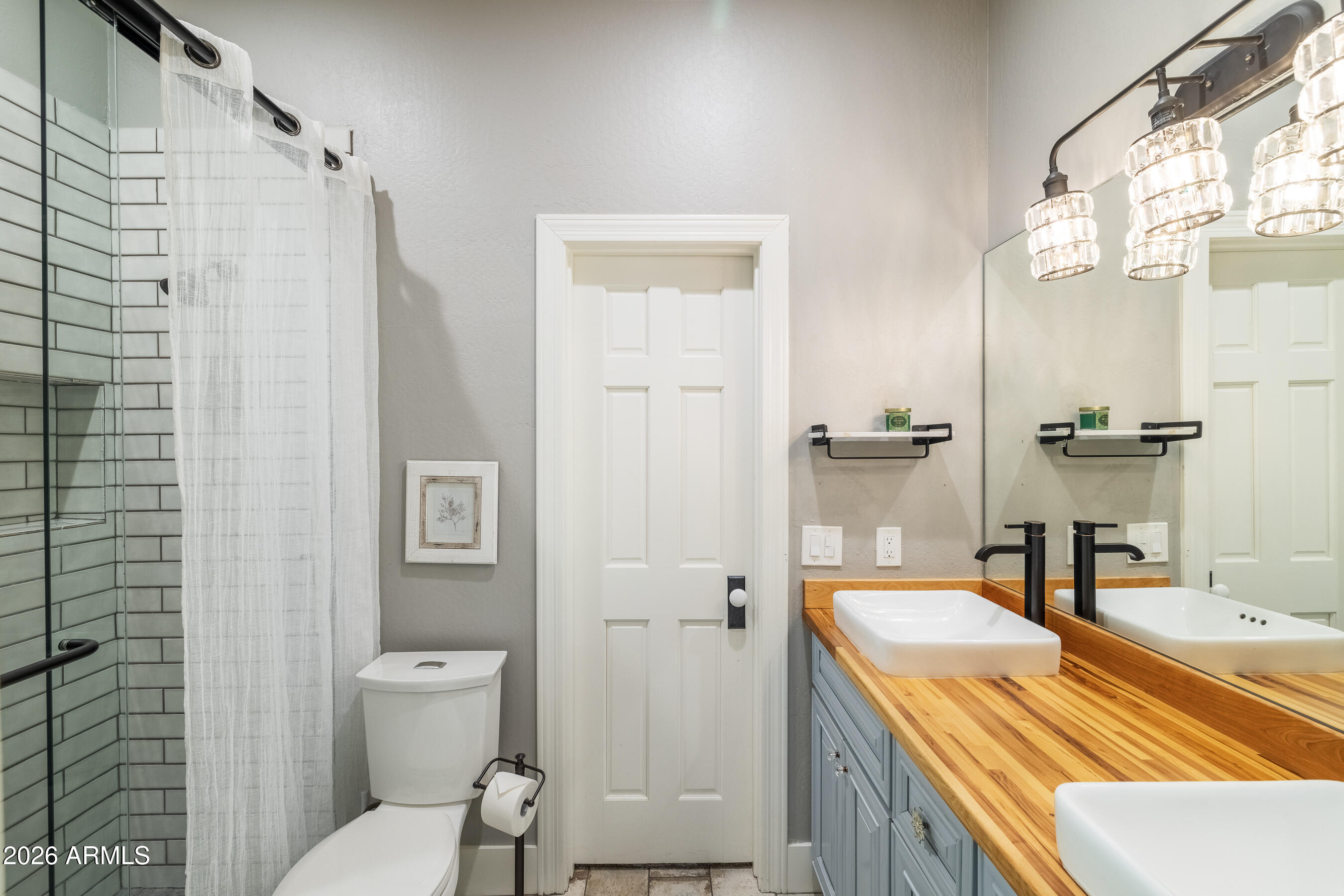 SCOTTSDALE FOOTHILLS - Residential