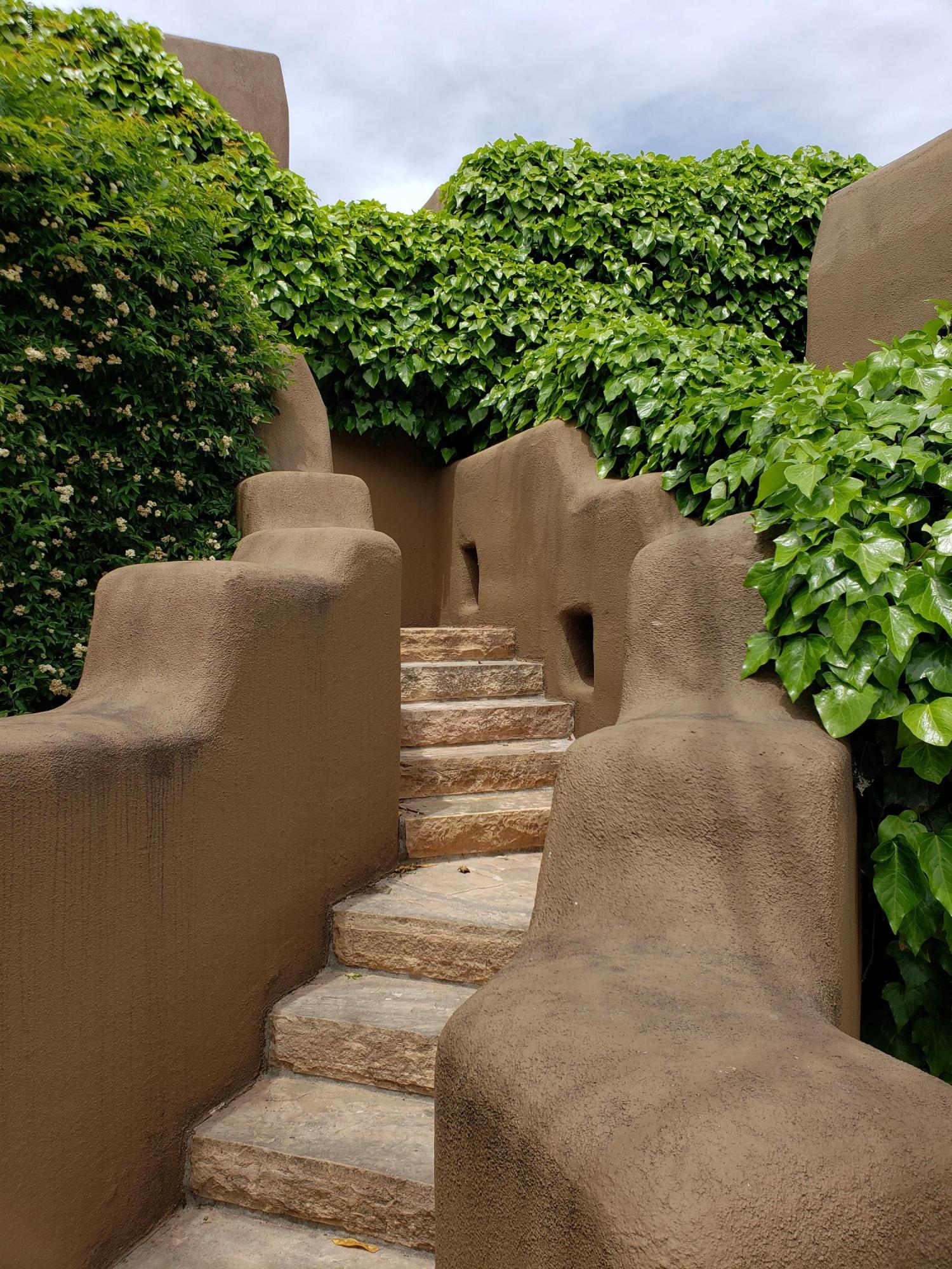 Under 5 Acres - Residential
