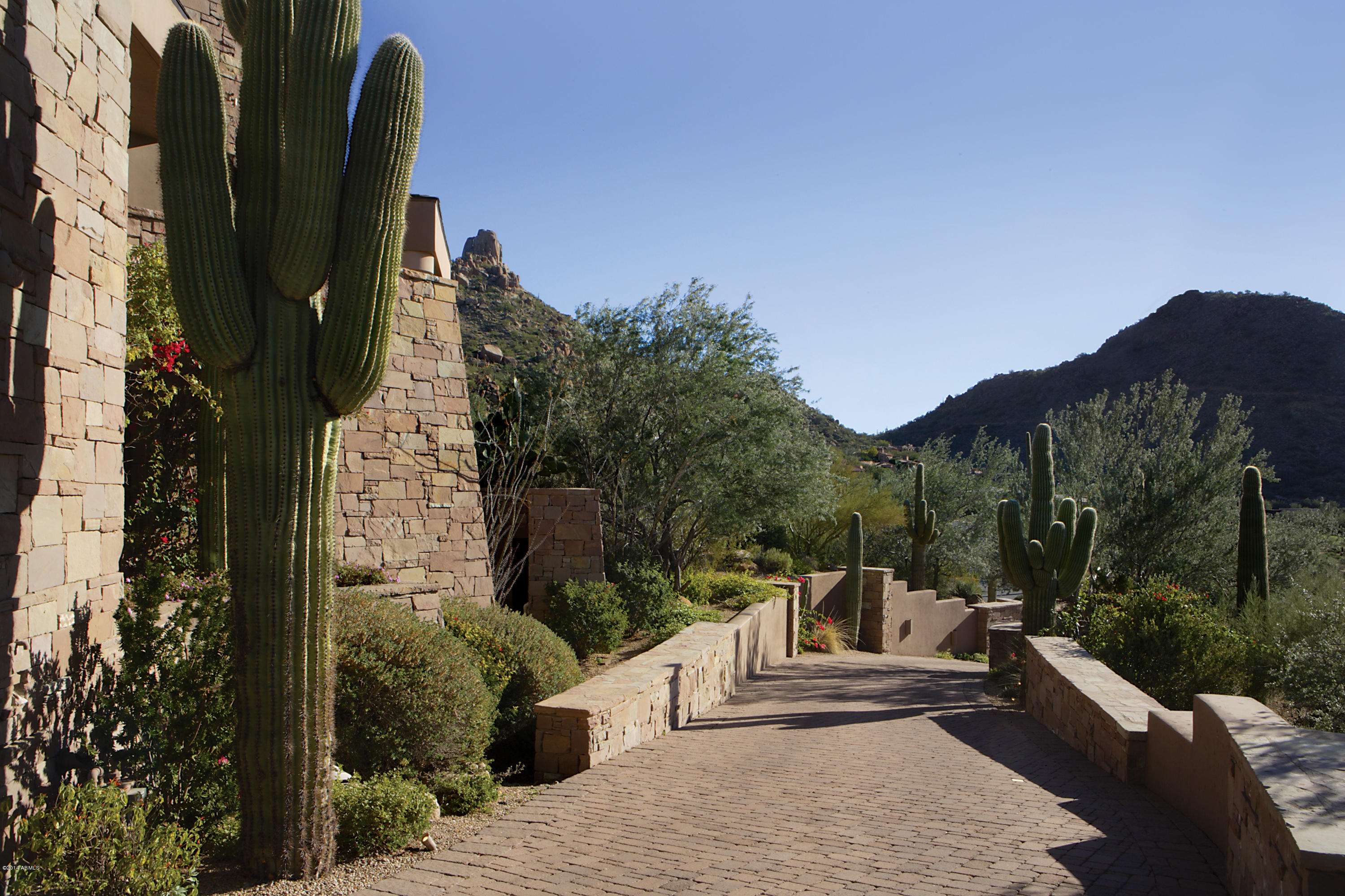 Estancia - Residential
