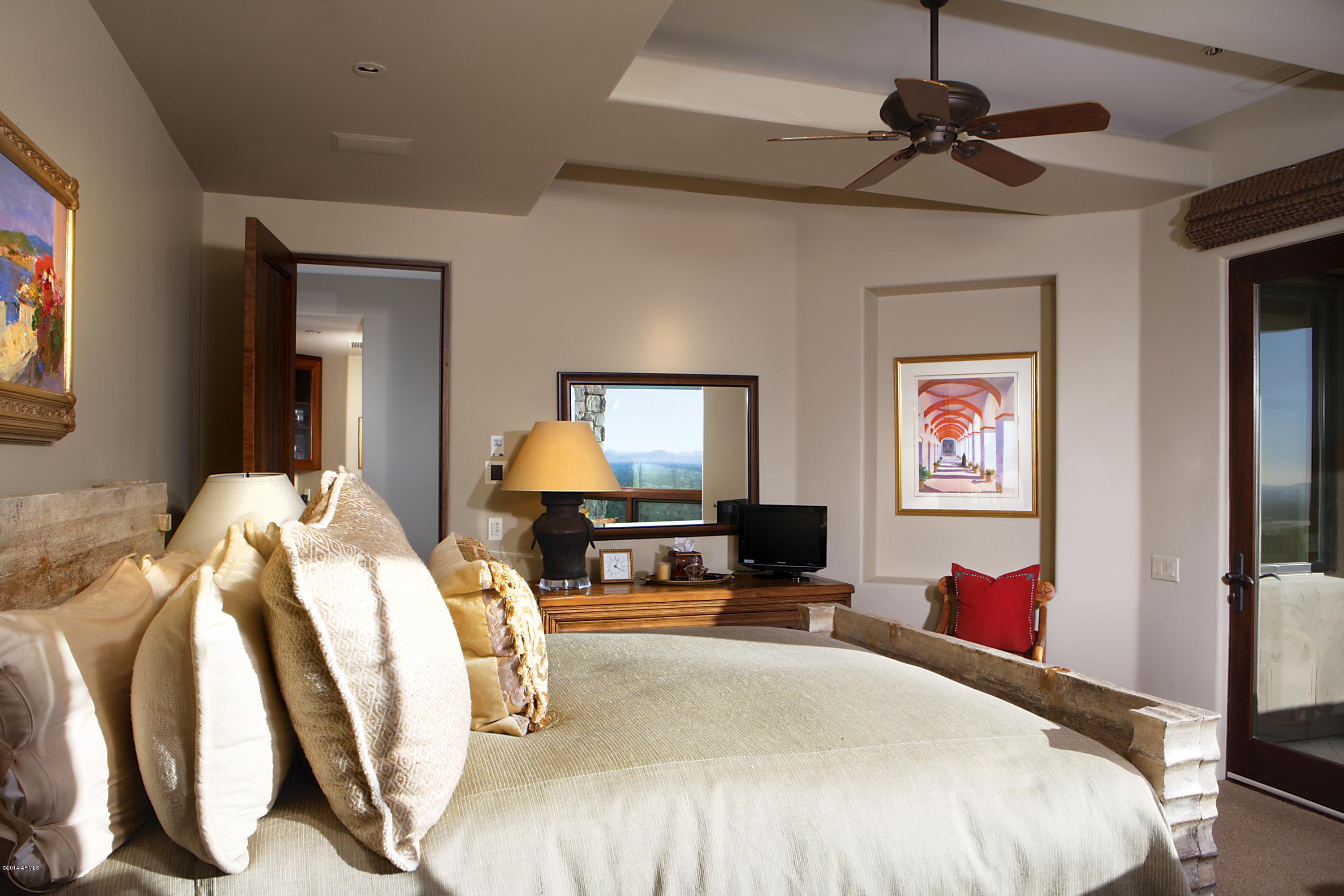 Estancia - Residential
