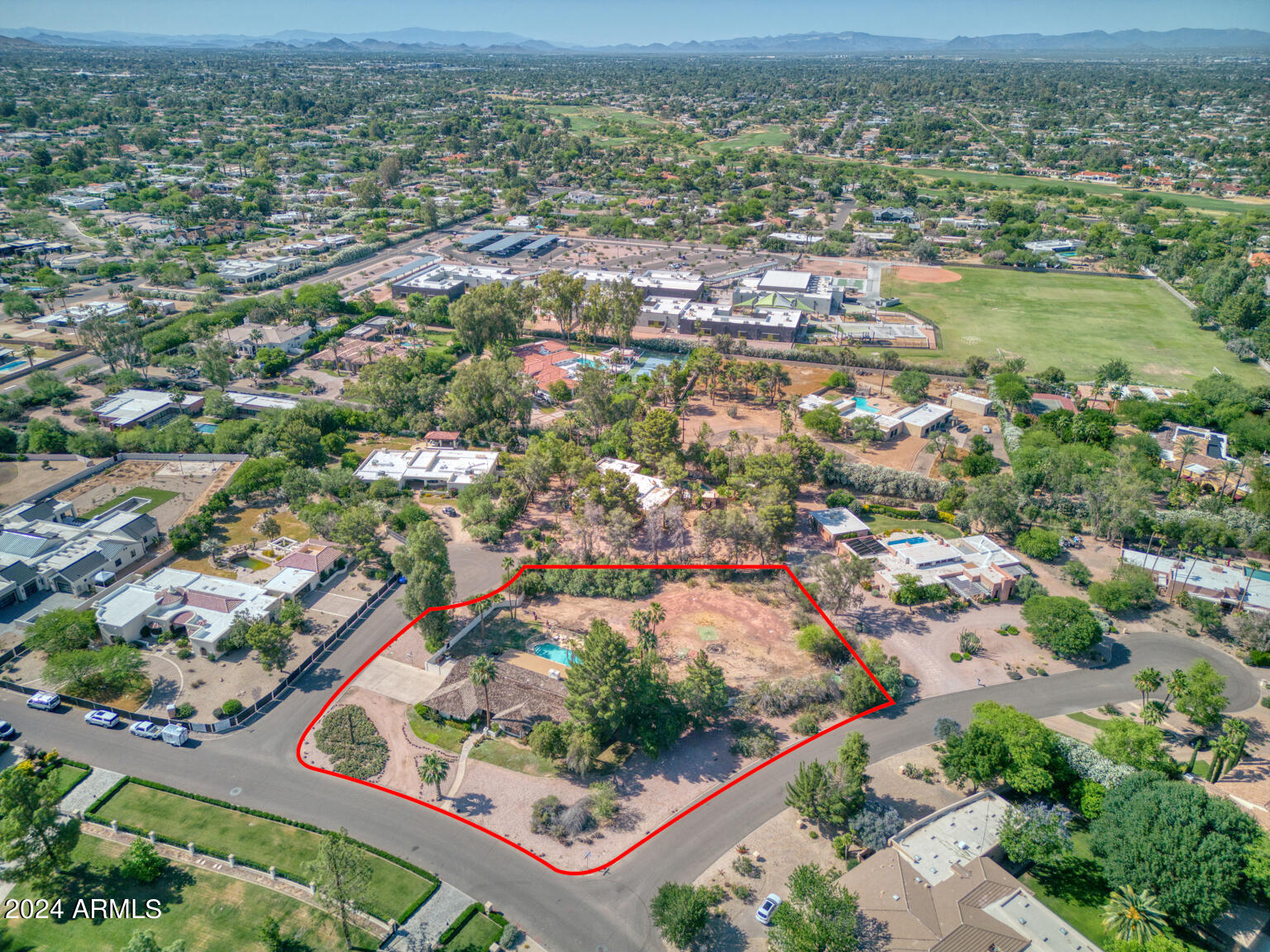 VIA LOS RANCHOS - Residential