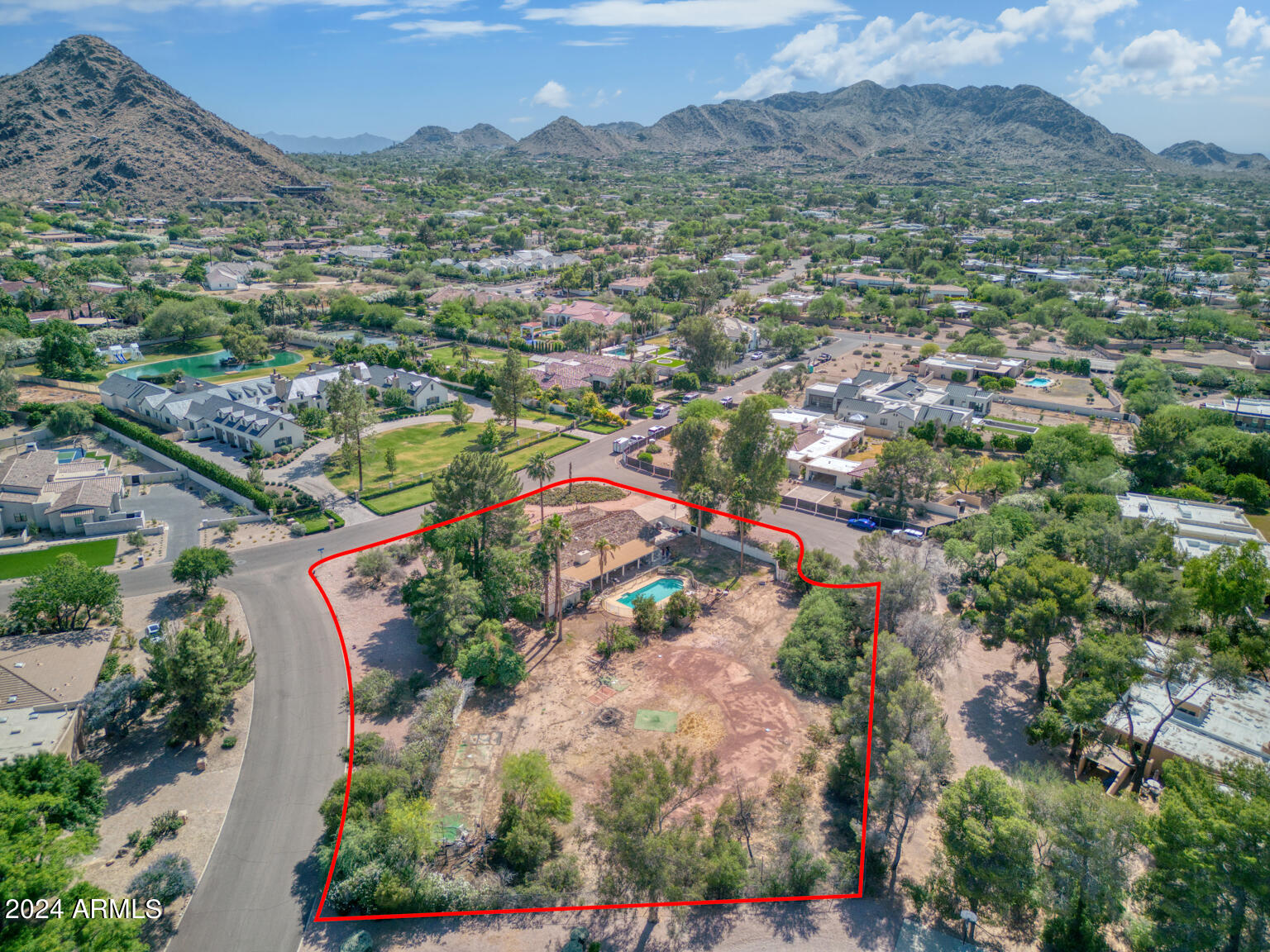 VIA LOS RANCHOS - Residential