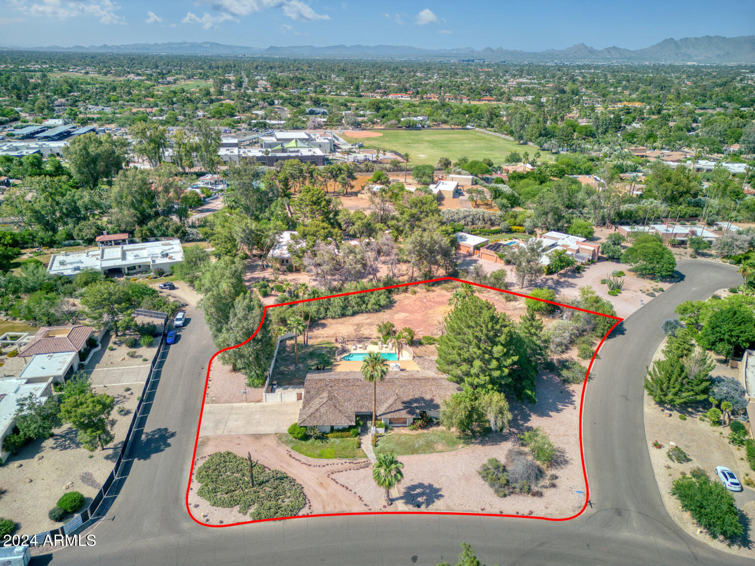 VIA LOS RANCHOS - Residential