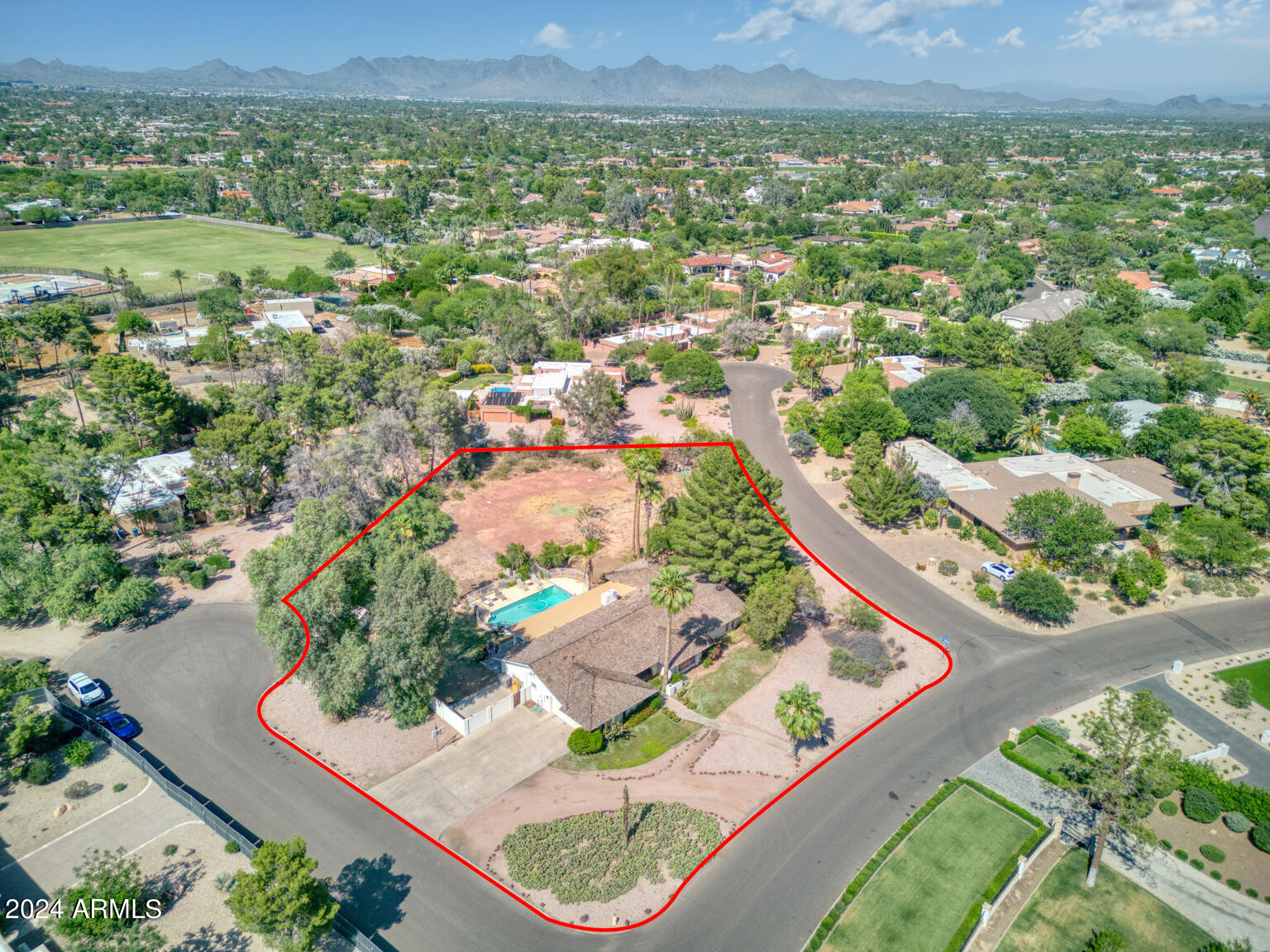 VIA LOS RANCHOS - Residential