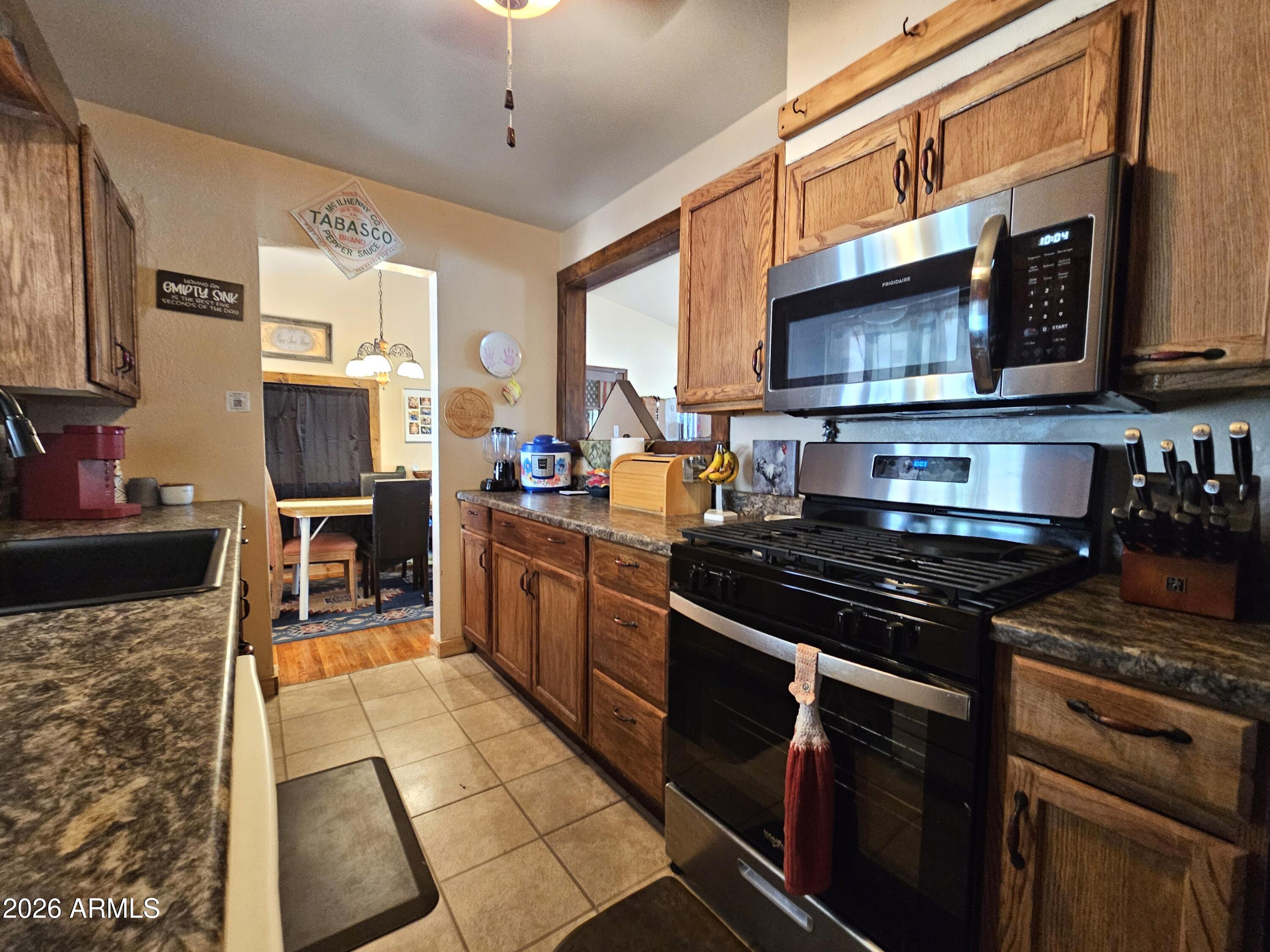 BOOTHILL SUB - Residential