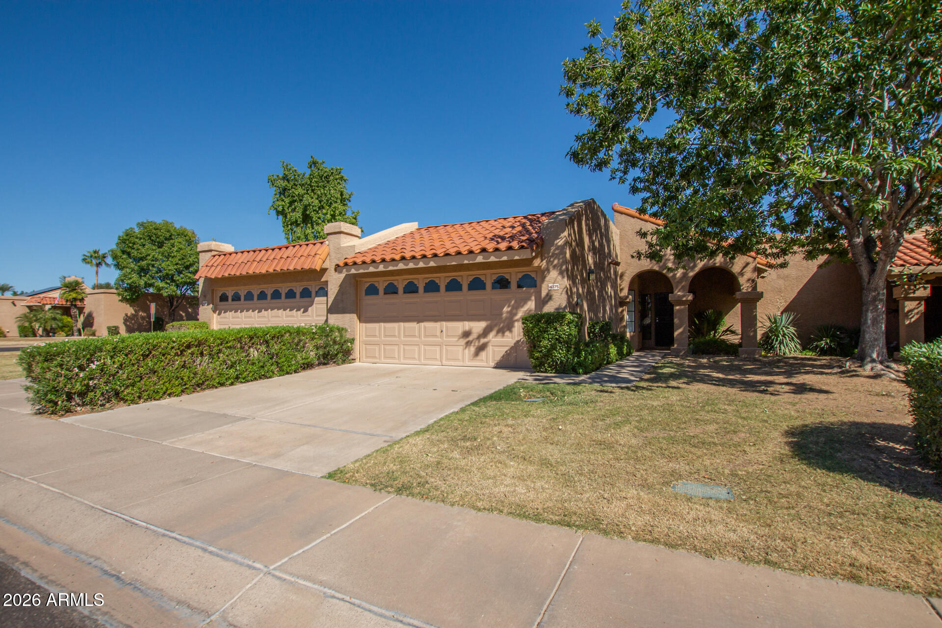 SCOTTSDALE VISTA
NORTH TOWNHOMES - Residential